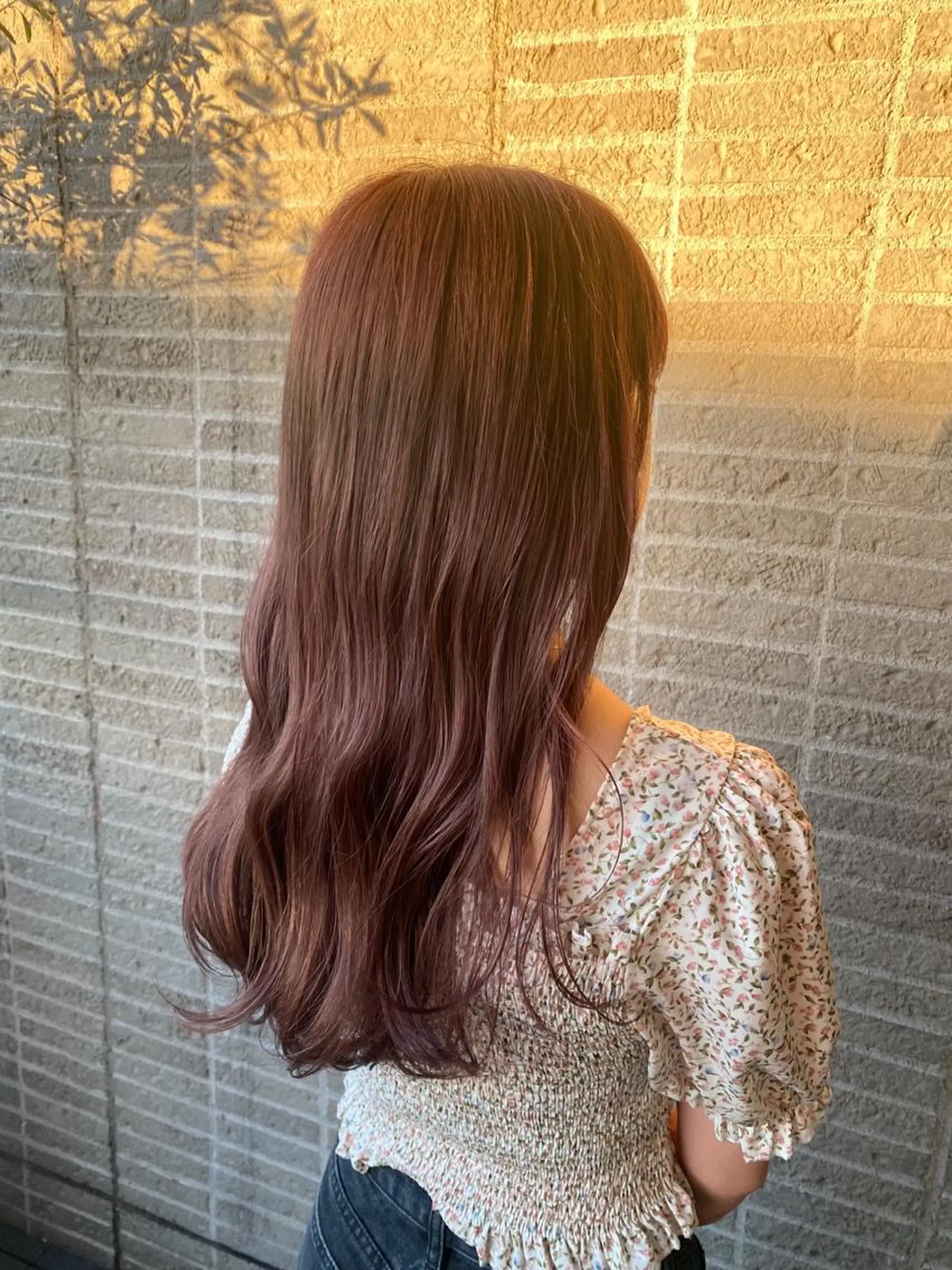 ロング 谷川あかり /ナチュラルパーマのヘアスタイル