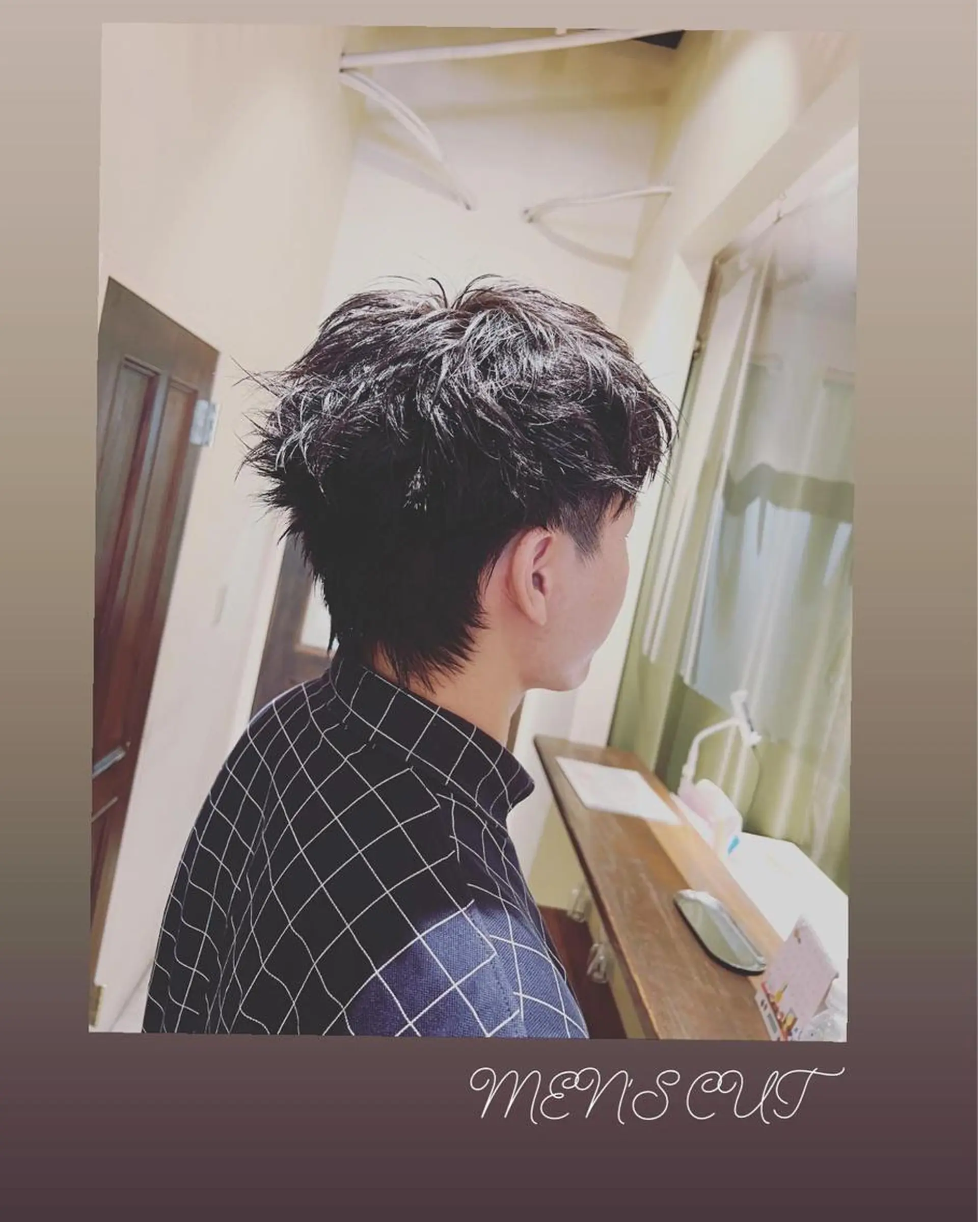 ショート メンズ マッシュウルフ マッシュ メンズウルフカット ウルフカット カット ヘッドスパ ハイライト/インナー /ブリーチ/レイヤーのヘアスタイル