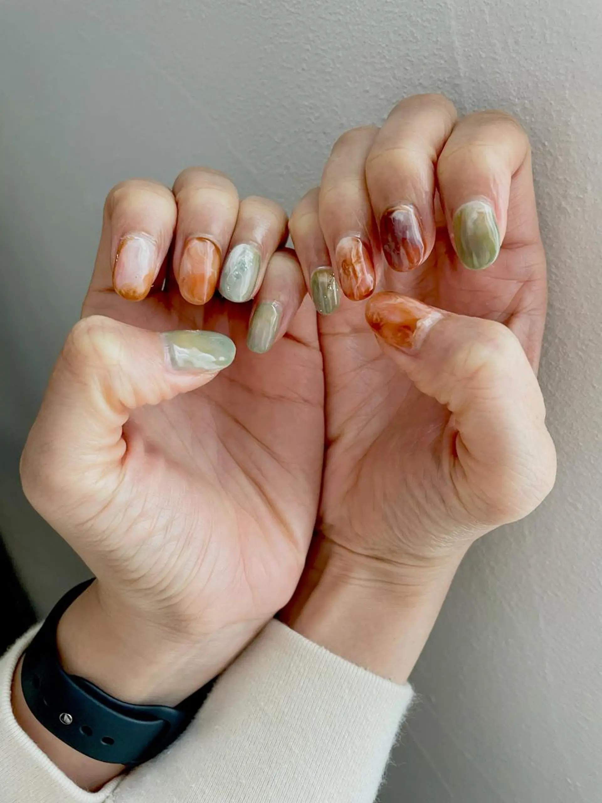 ネイル ブラウン クリアネイル ジェルネイル グラデーション グリーン 甲府市徳行 🧸prunelleのネイルデザイン