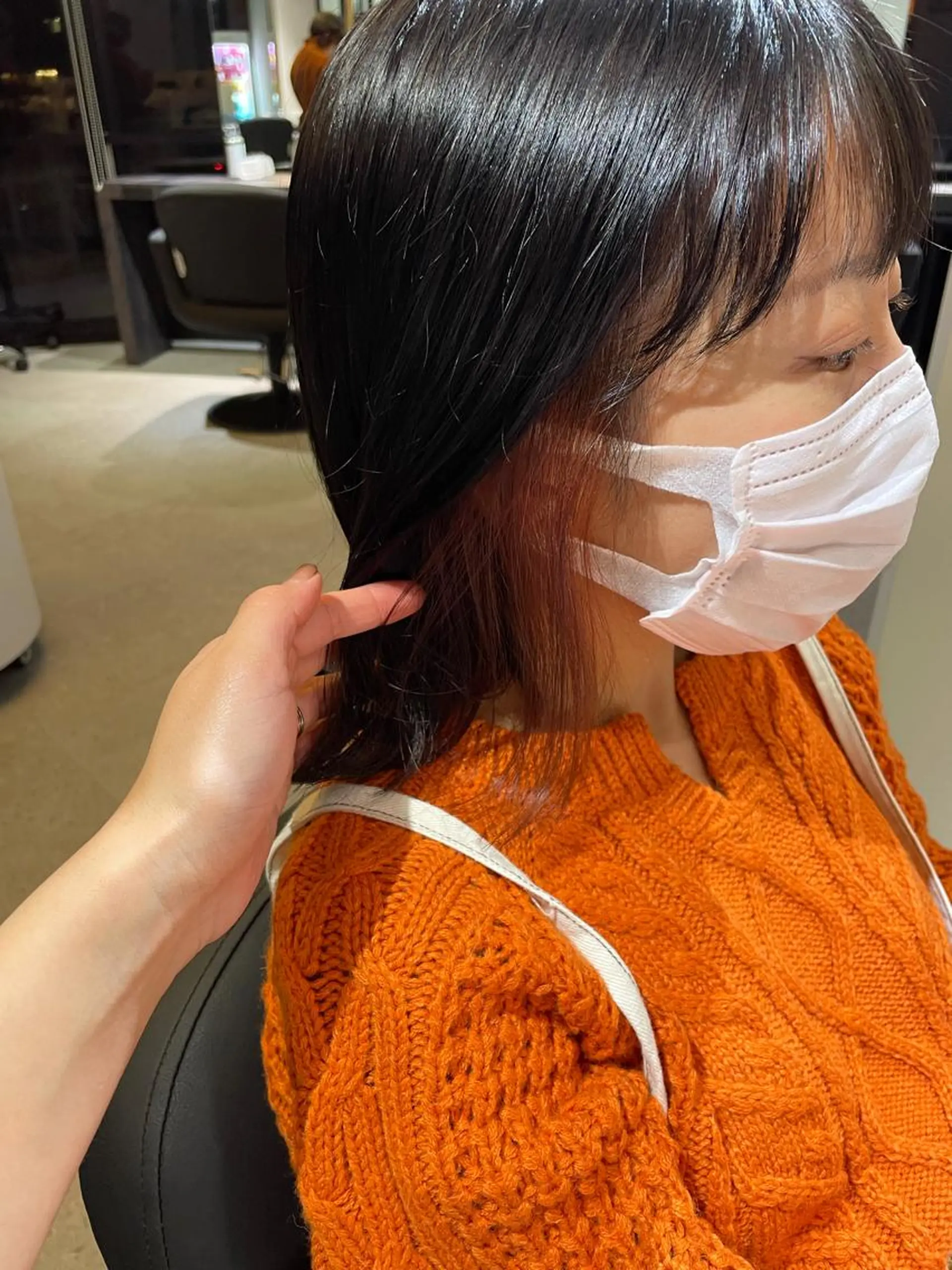 ミディアム カラー イヤリングカラー ショート/脱白髪染め ☆宇﨑悠実のヘアスタイル