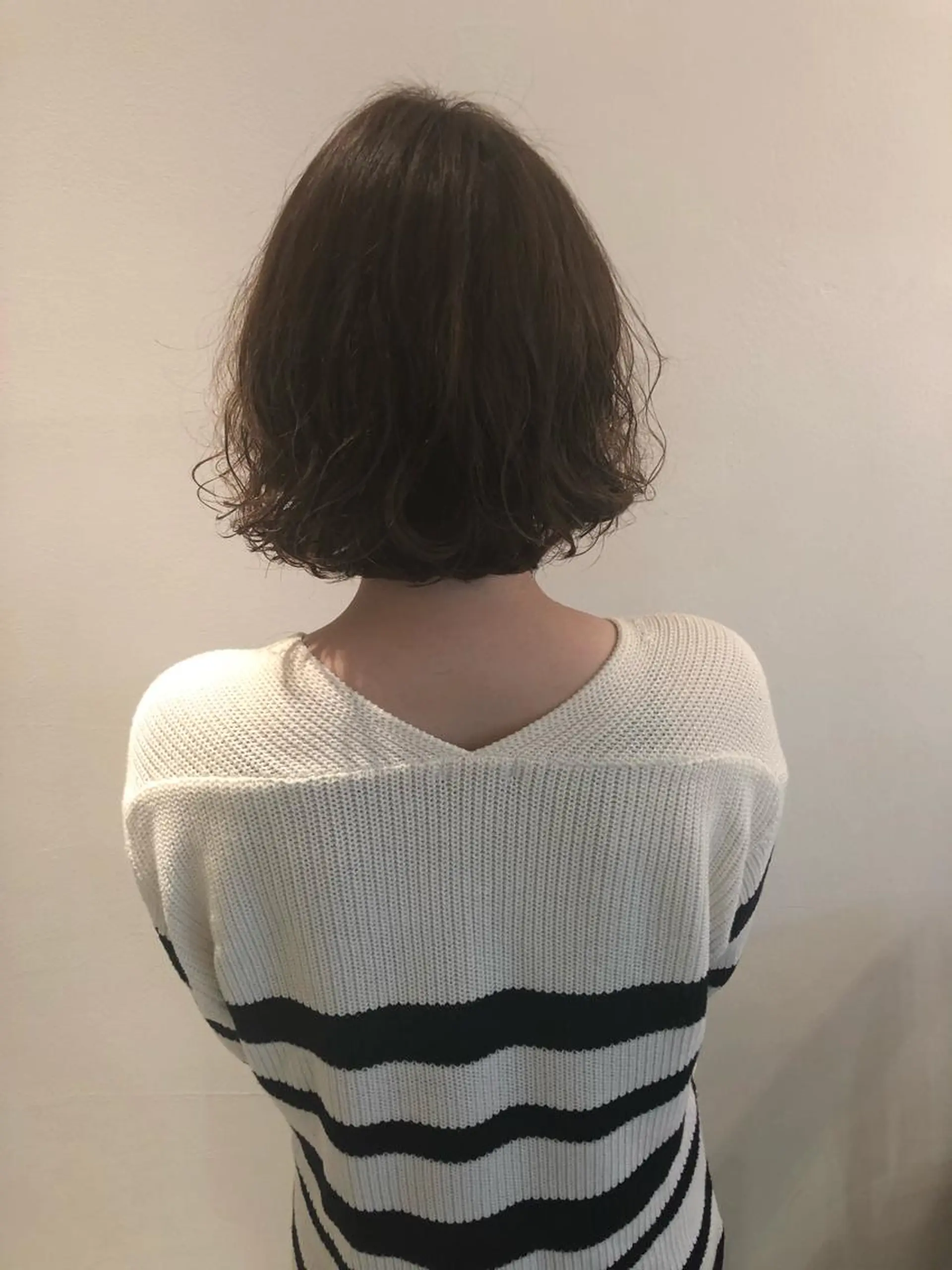 ショート カラー ヘアアレンジ ture by gladのヘアスタイル