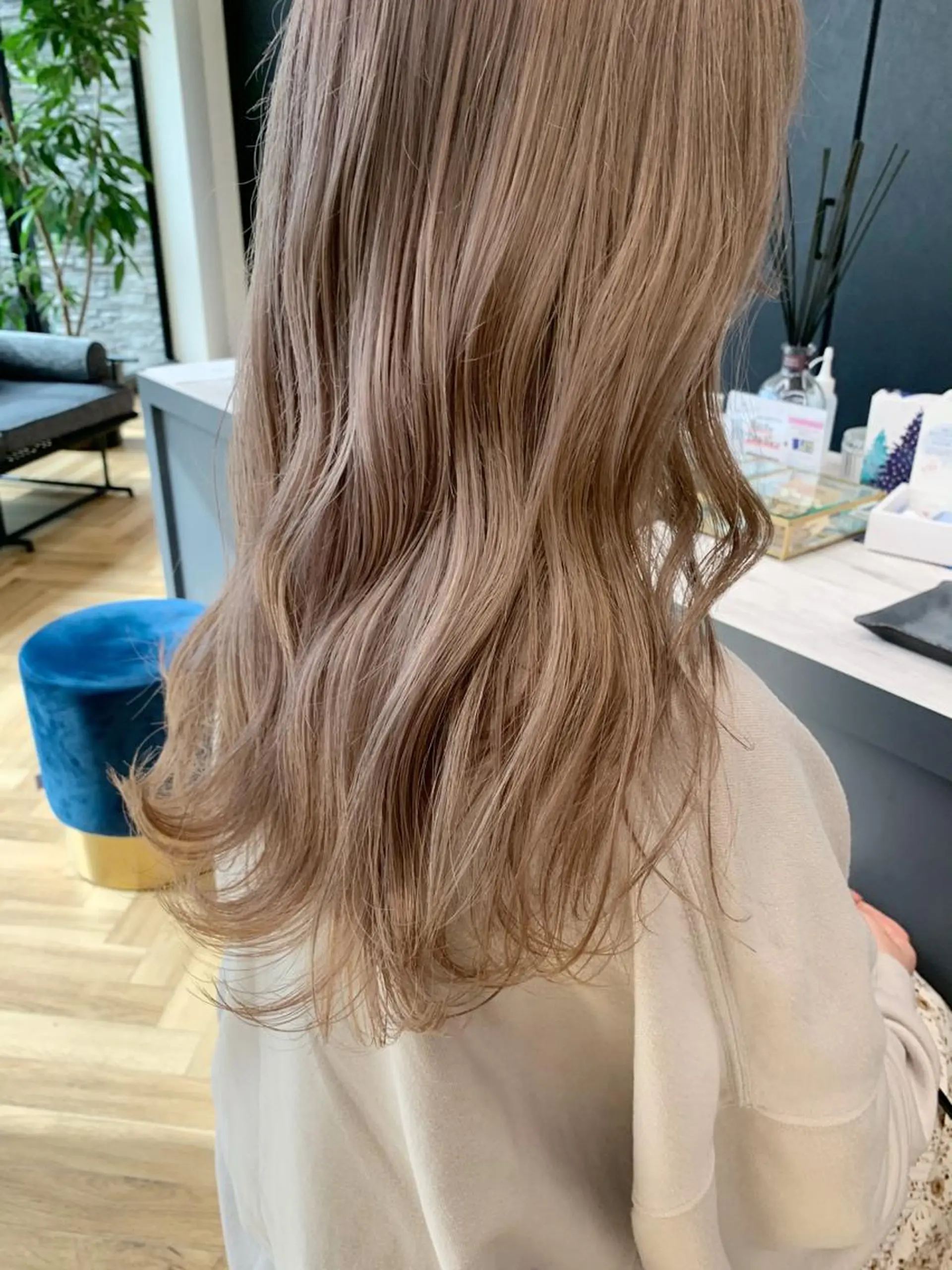 ロング 外国人風カラー ハイライト ヘアカラー 福山 晴香のヘアスタイル