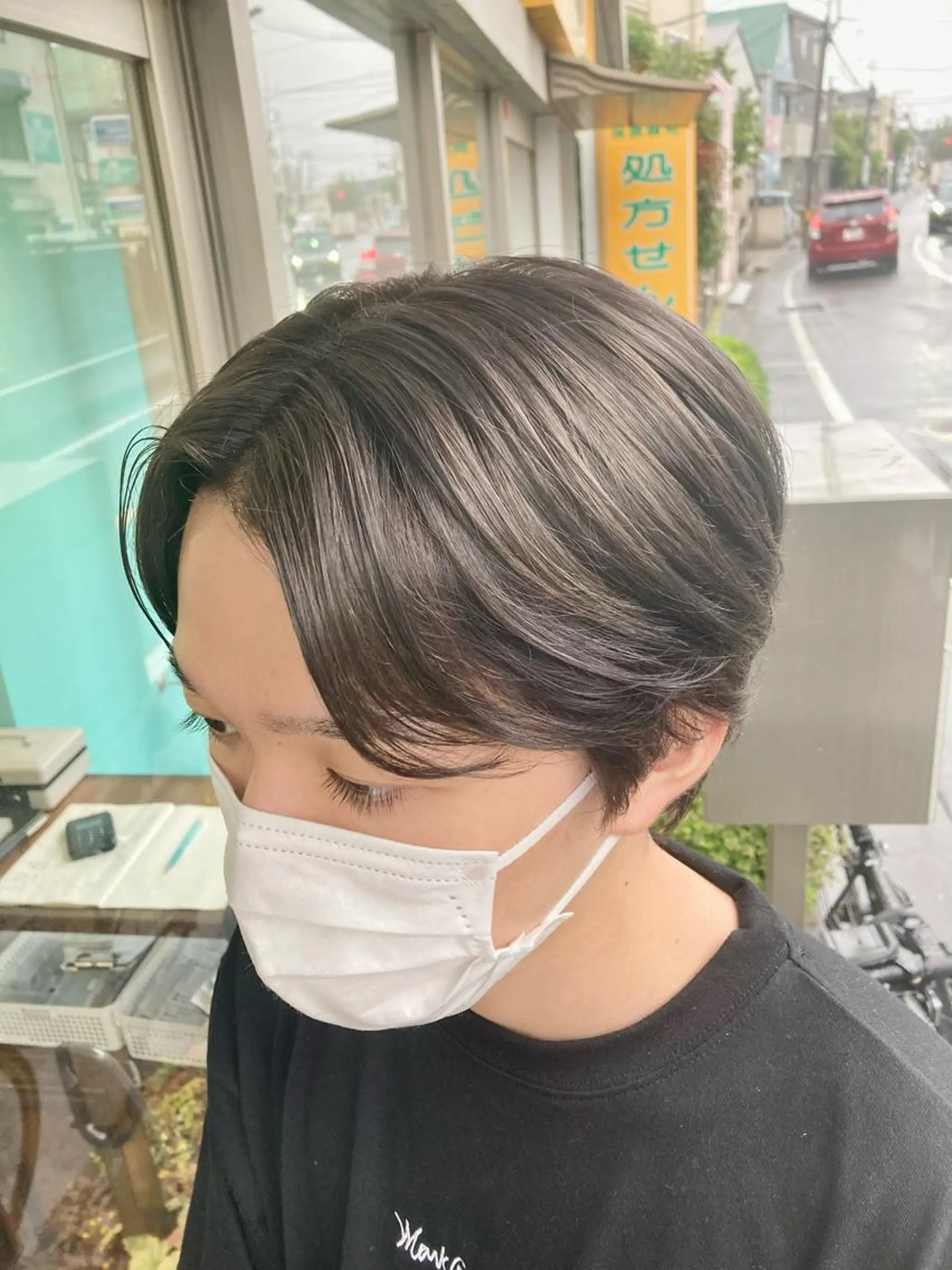 カラー 田牧 みゆきのヘアスタイル