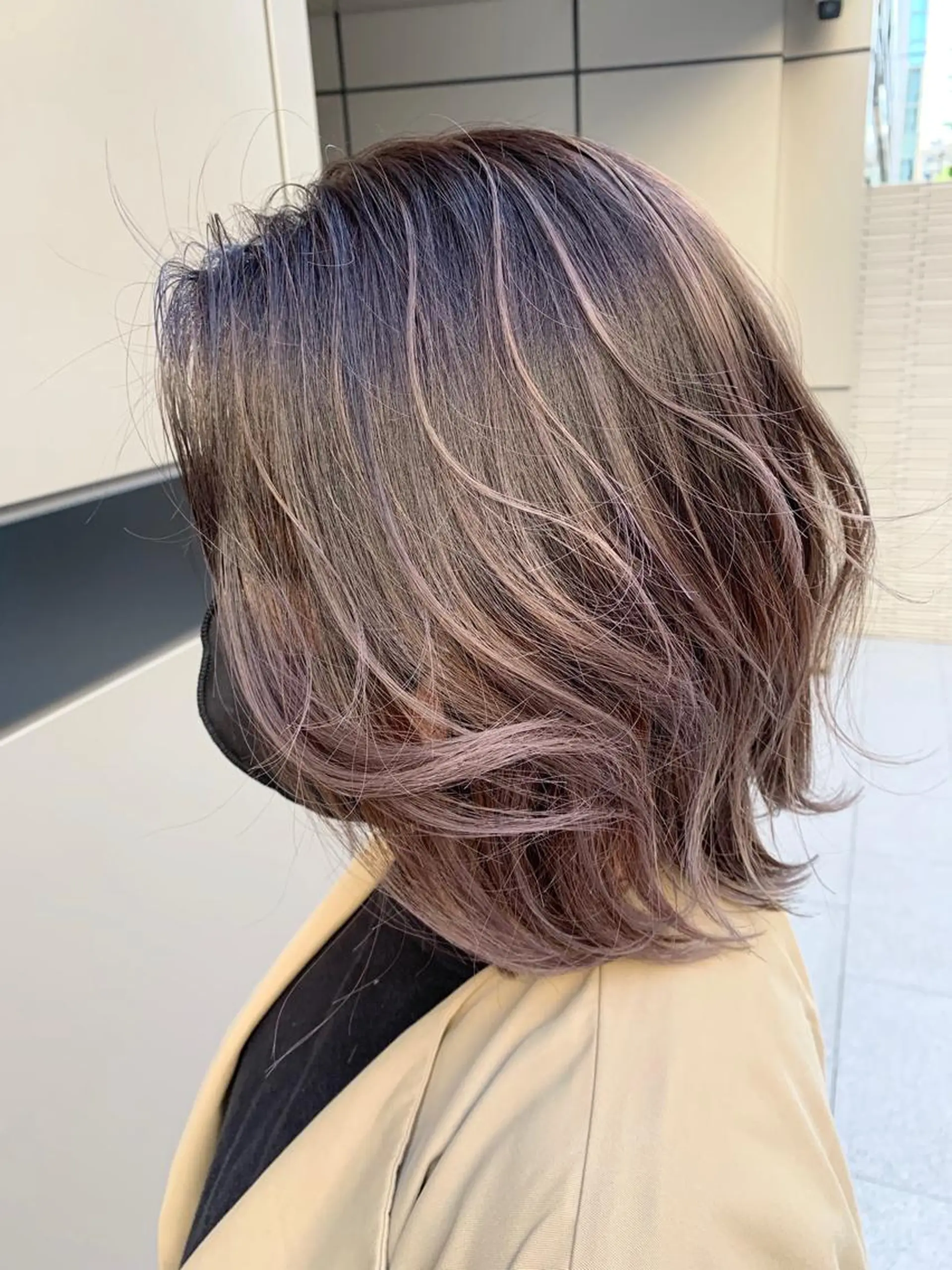 ショート カラー バレイヤージュ ベージュカラー ブリーチ パープルカラー シルバー ヘアカラー レイヤー/大人メンズ パーマ🌀 平島拓也のヘアスタイル