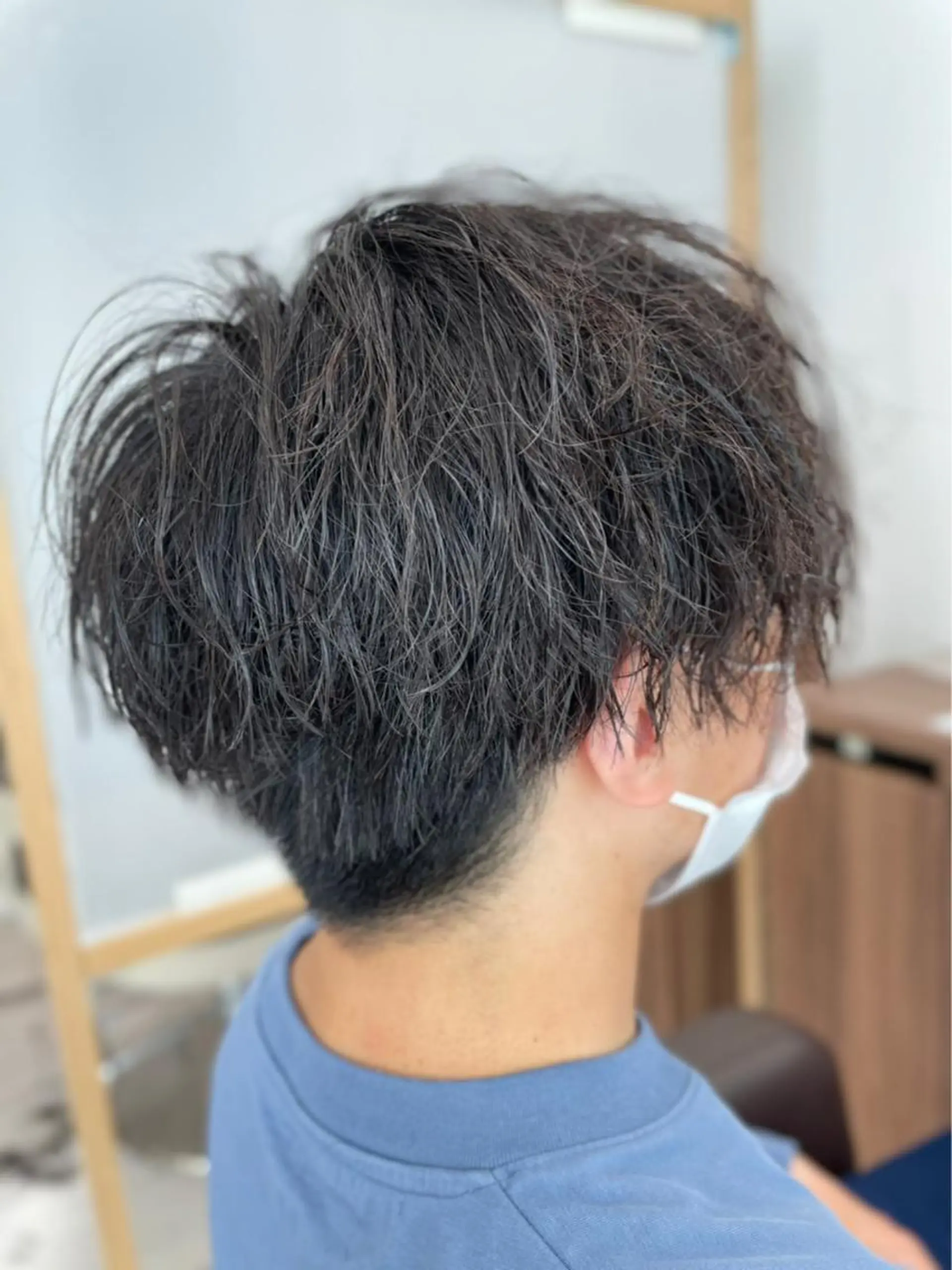 ショート パーマ メンズ センターパート ナカタケ ユウのヘアスタイル