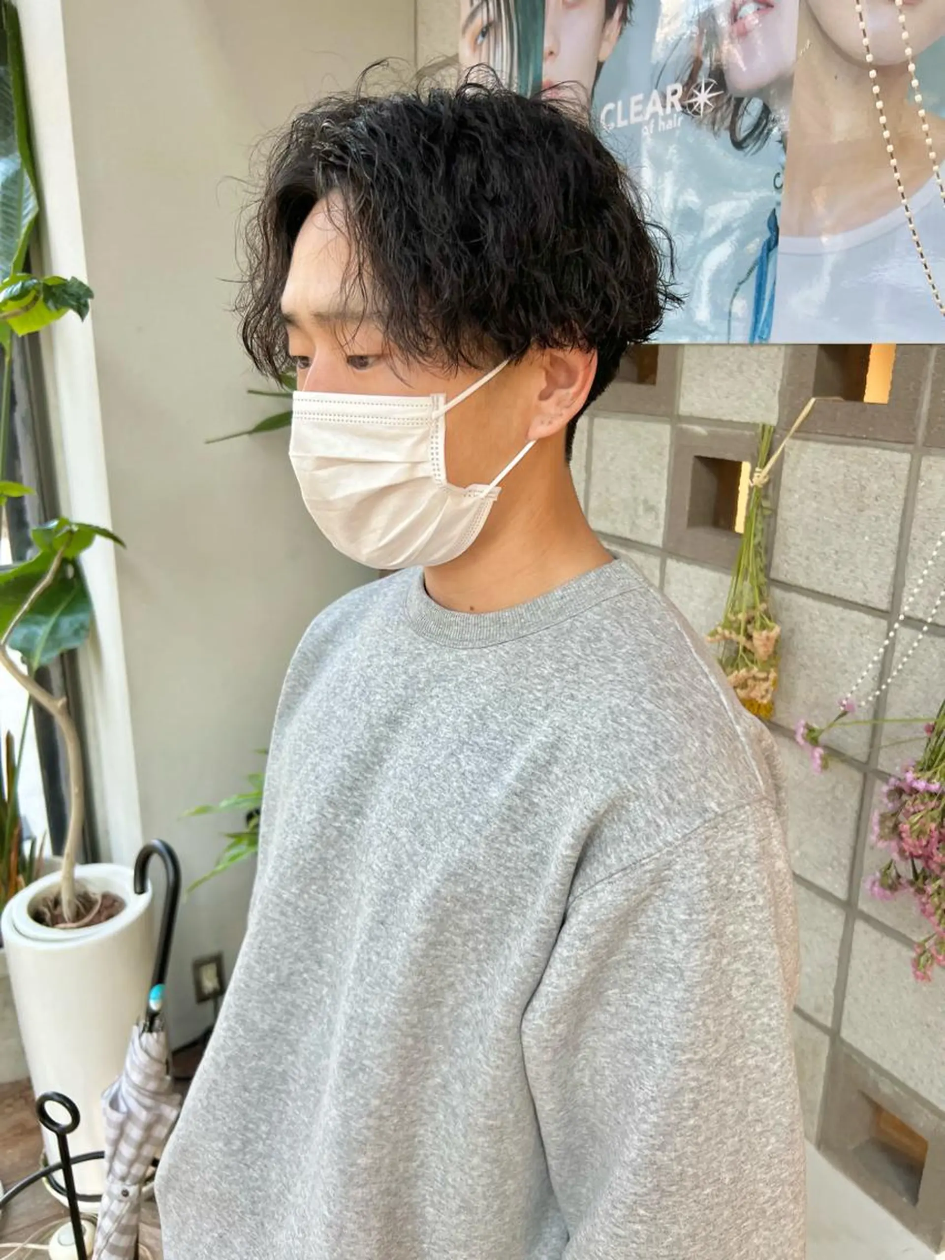 パーマ メンズ センターパート メンズパーマ メンズツイストパーマ ツイストパーマ カット 縮毛矯正 メンズパーマ/フェ ザーパーマ/古川晴輝のヘアスタイル