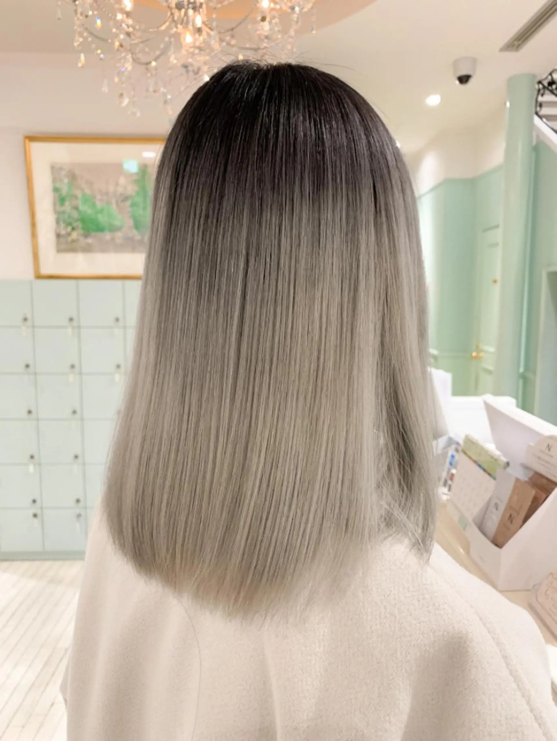 セミロング 🍀ケアブリーチ カラー🍀坂井のヘアスタイル