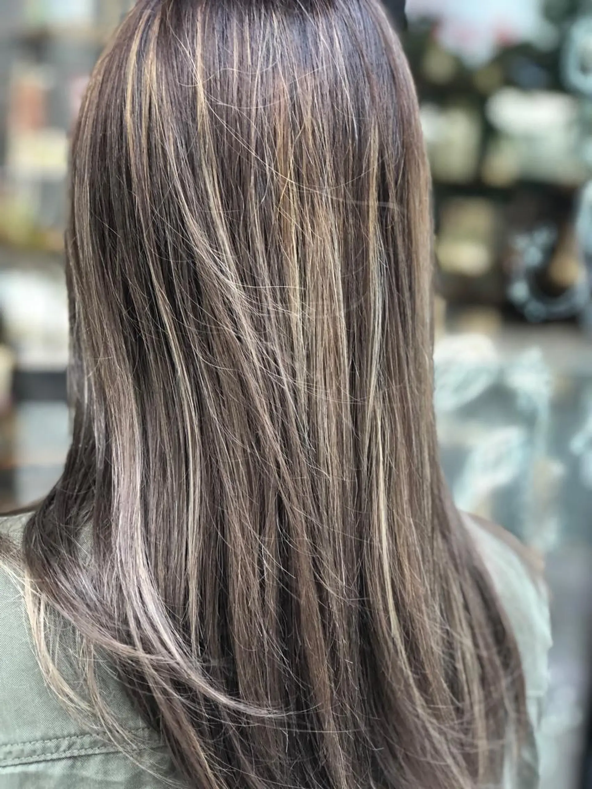 ロング カラー 樋渡 侑希のヘアスタイル