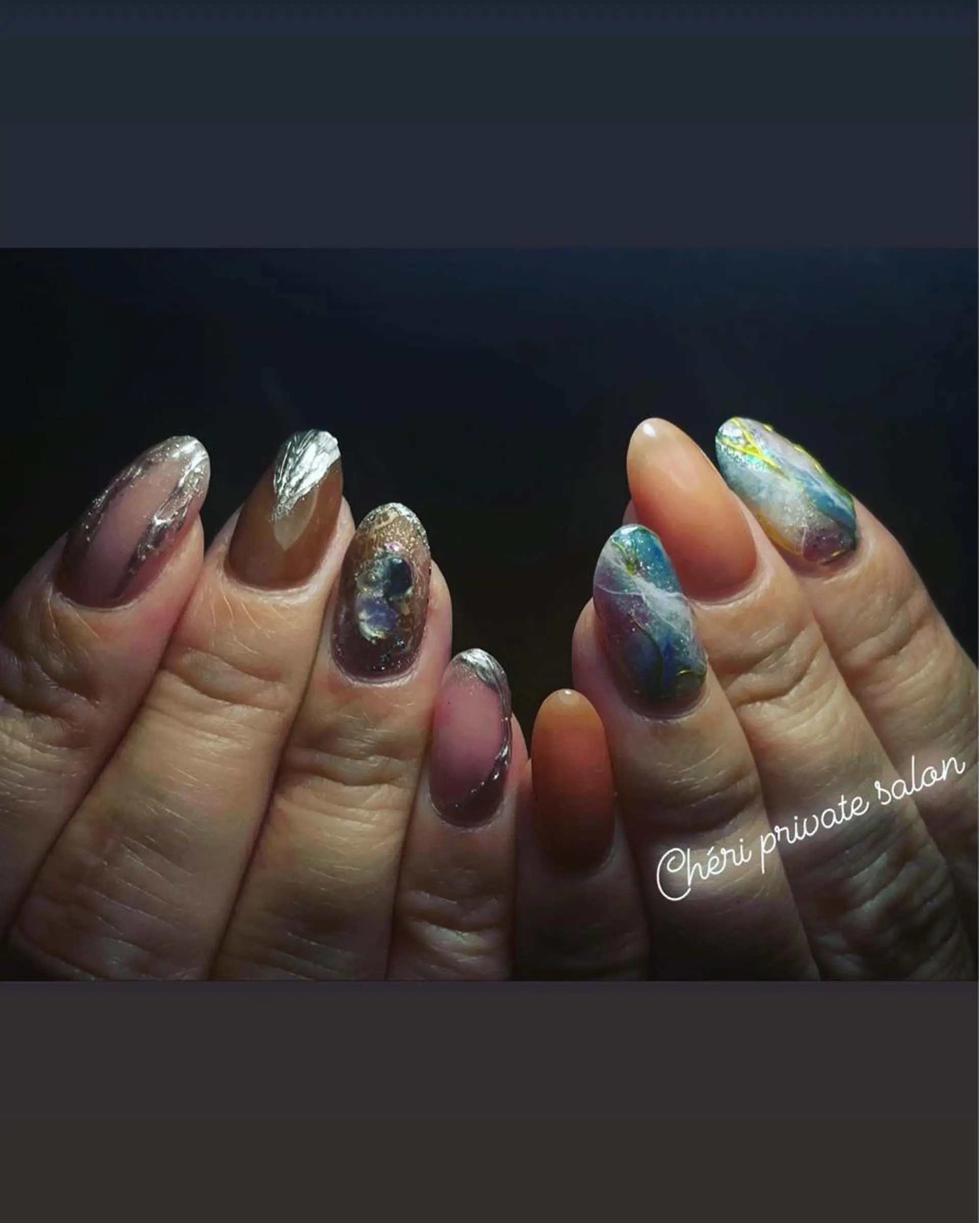 カラー ネイル ニュアンスネイル 夏ネイル Chérinail 爪のお手入れのネイルデザイン