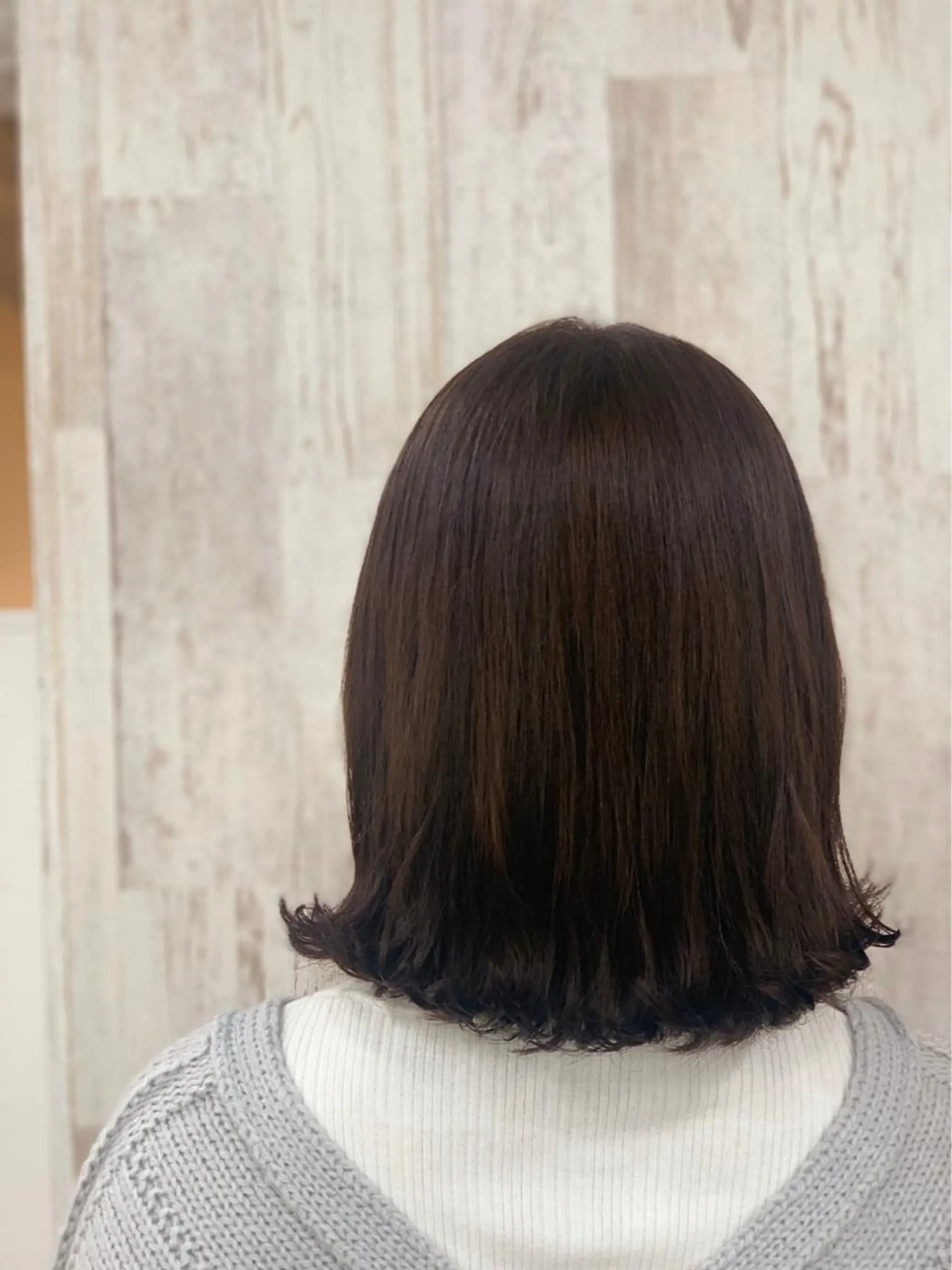 ミディアム カラー 小川 美香のヘアスタイル