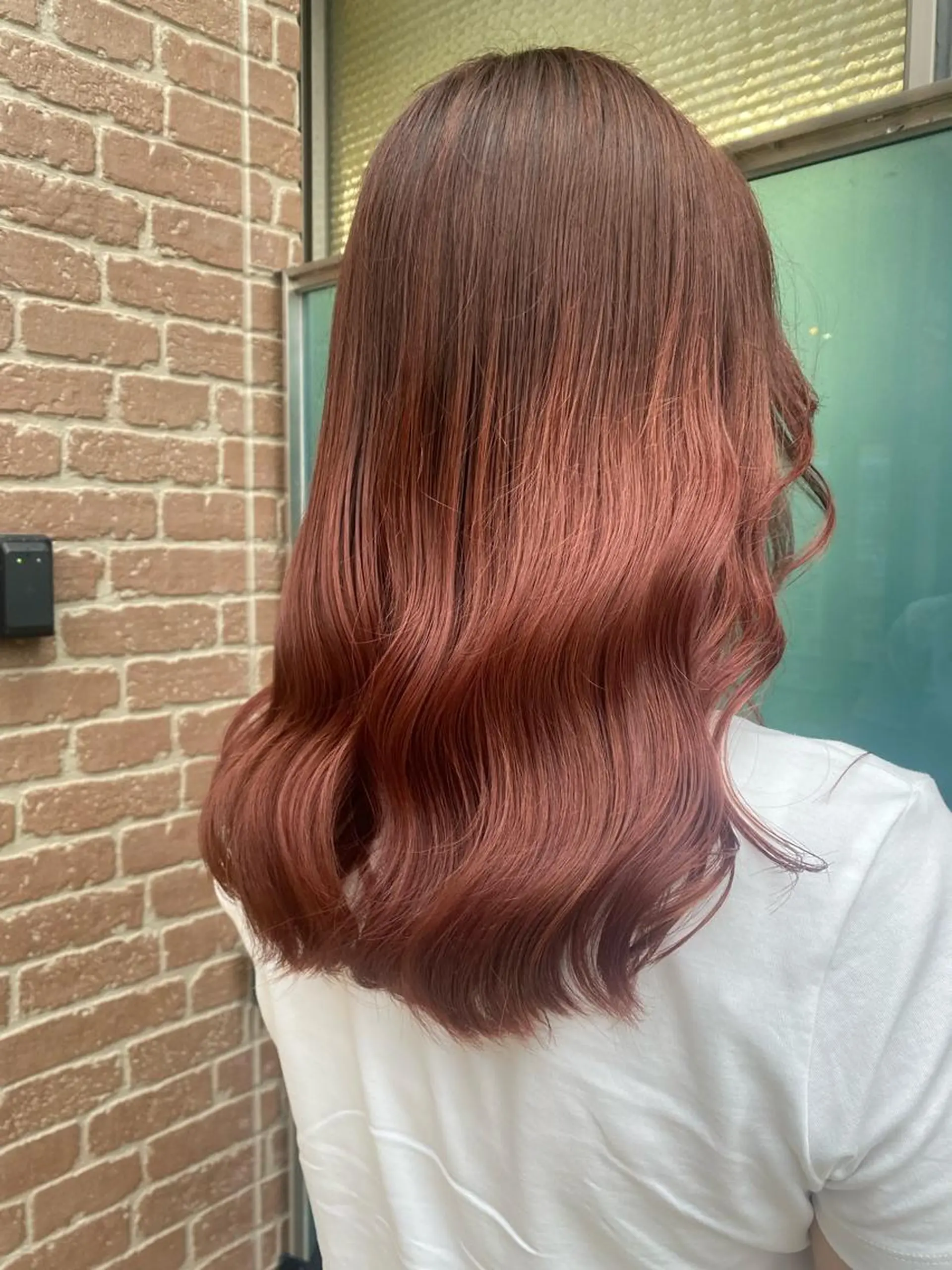 ロング 花見 亜沙美のヘアスタイル