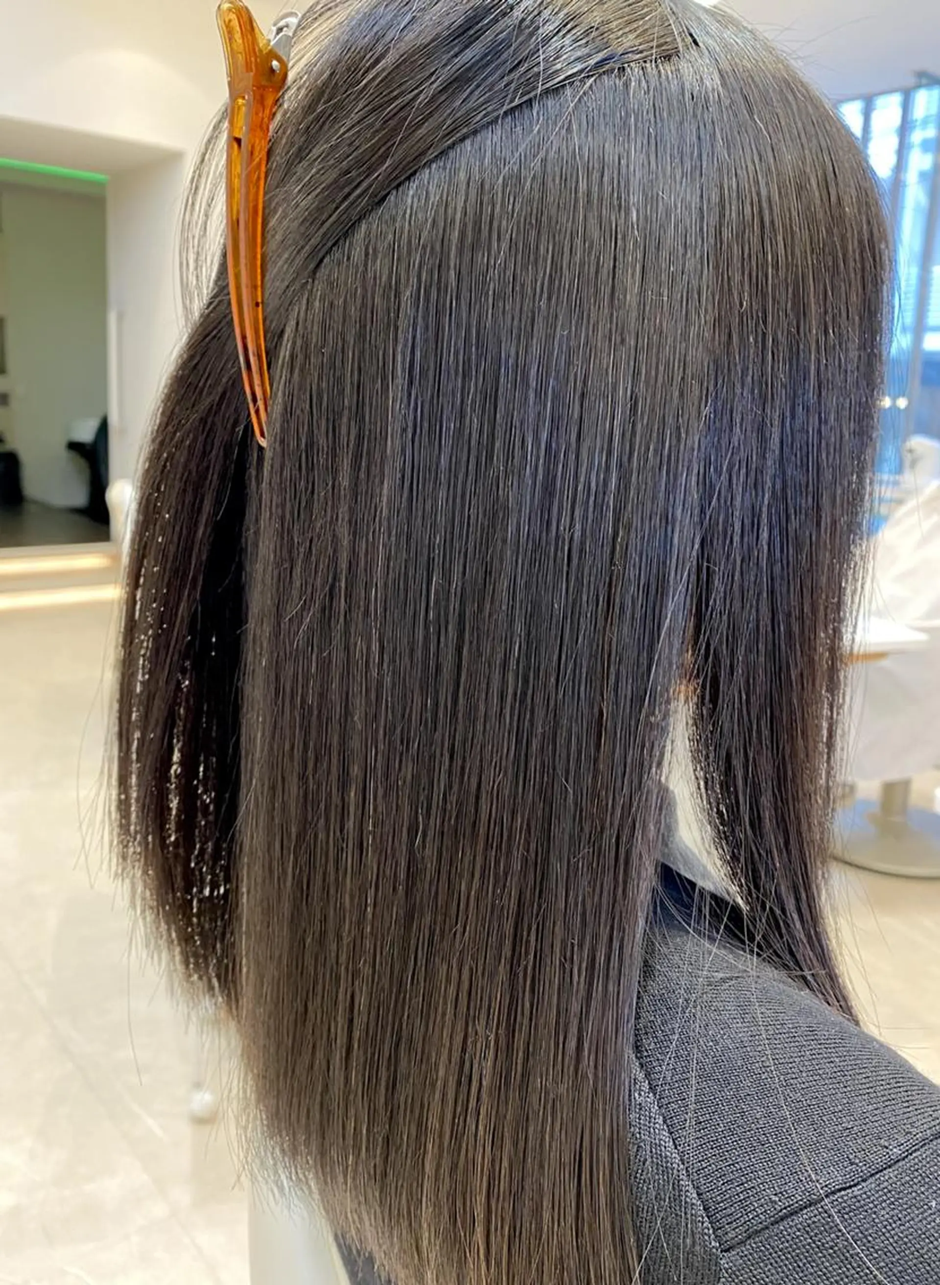 ミディアム 縮毛矯正 カット 縮毛矯正 透明感カラー 田中 有乃のヘアスタイル