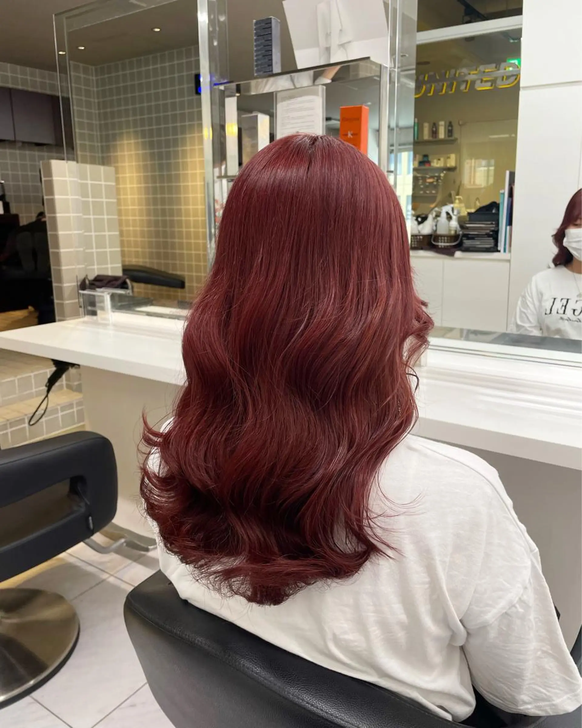 ミディアム カラー パーマ ヘアアレンジ メンズ キッズ ネイル マツエク・マツパ アイブロウ 🦋韓国レイヤー｜ 透明感グレージュ🦋のヘアスタイル