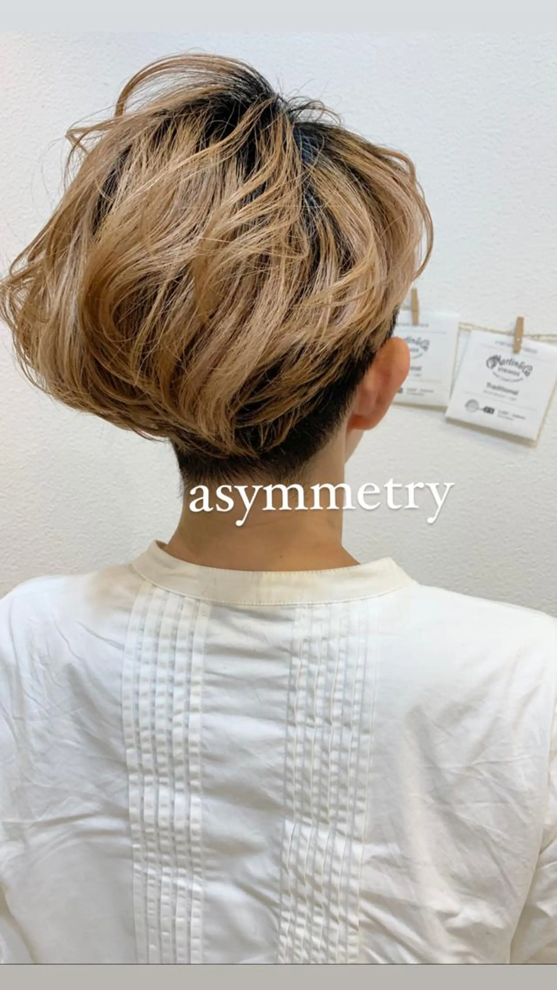 ショート トレンドパーマ 加藤菜月のヘアスタイル