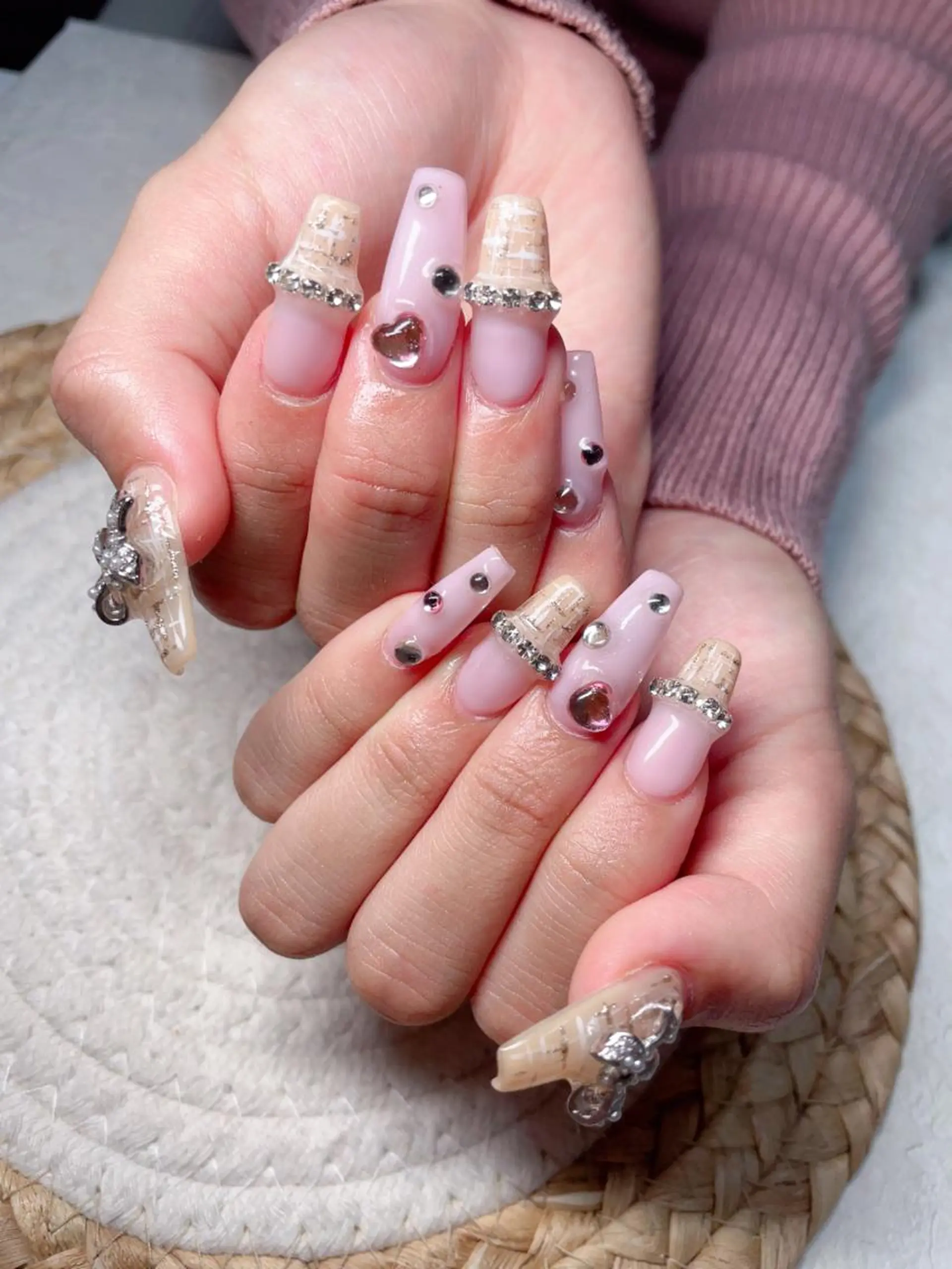 ネイル ハンドネイル M🌷nail 長さだし専門店のネイルデザイン