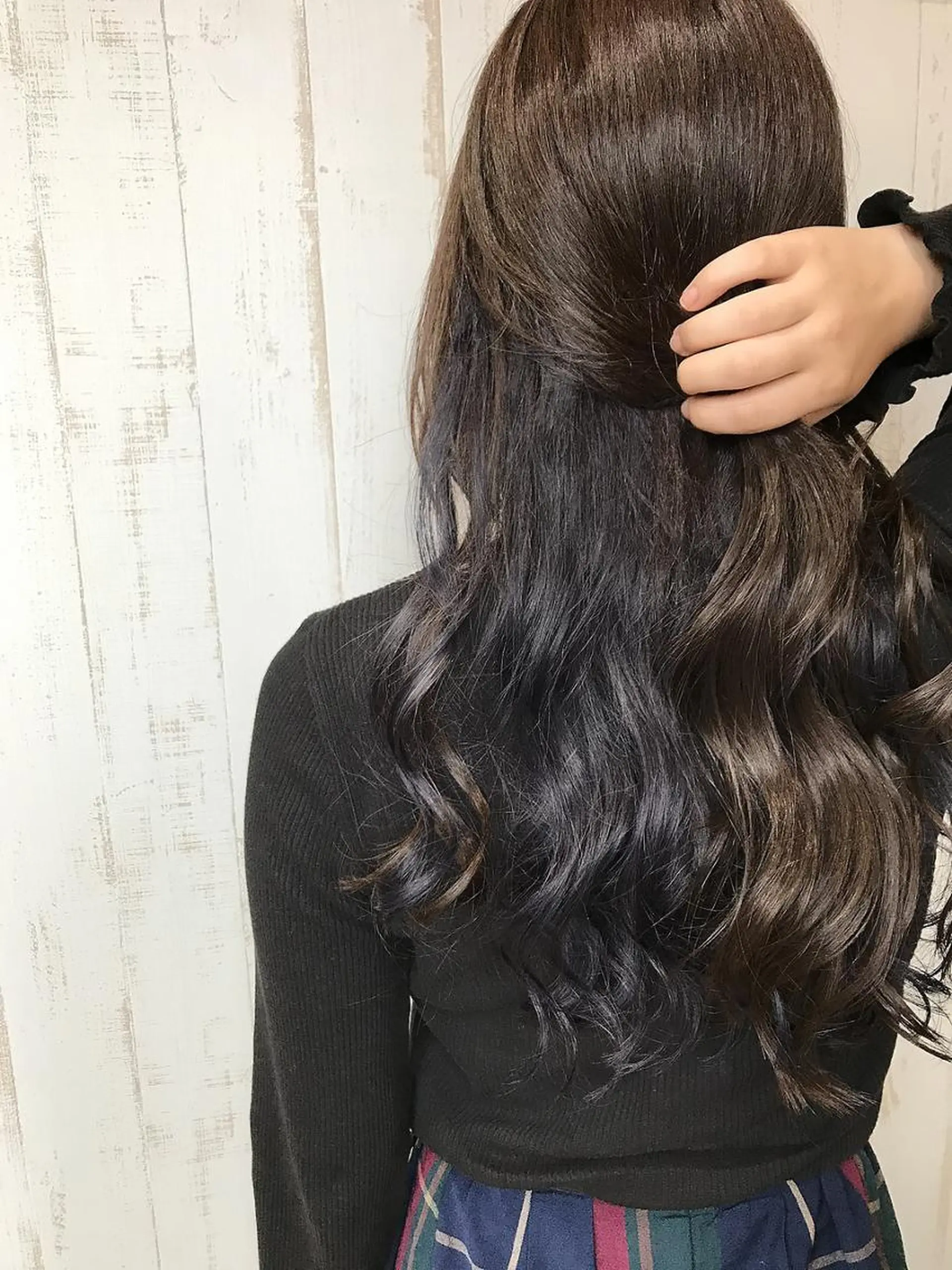 ロング カラー パーマ ヘアアレンジ チビ編み込みエクステ シールEXどぅ〜すのヘアスタイル