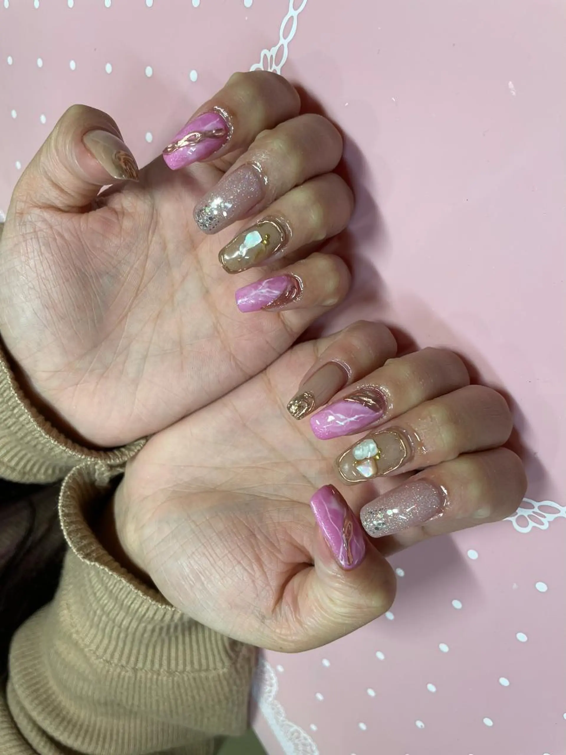 ミディアム ネイル ハンドネイル 《LB》ラブリエ Nail&eyeのマツエク・マツパデザイン