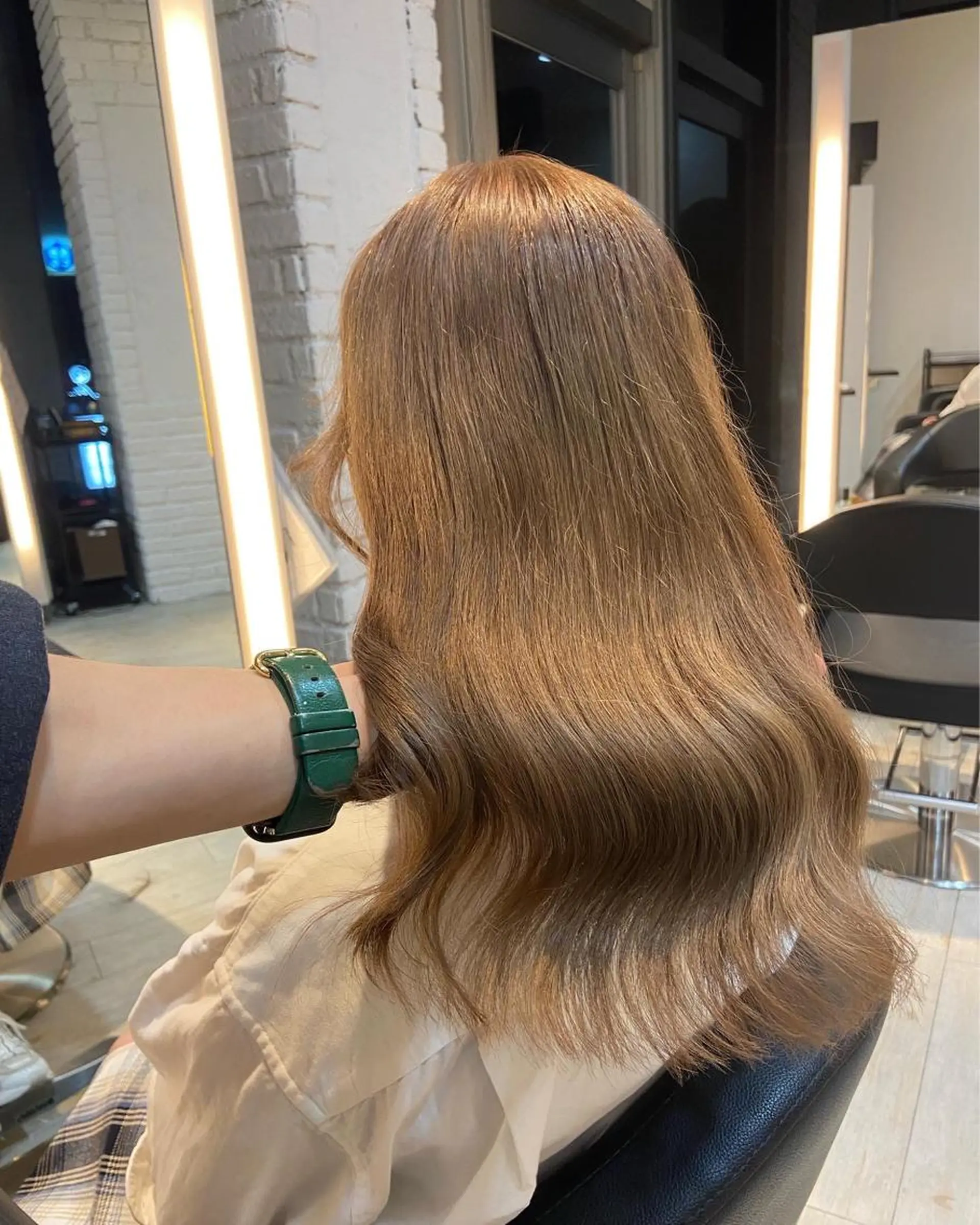 ロング カラー ベージュカラー ミルクティーベージュ 鈴木/ニュアンス パーマ/メンズのヘアスタイル