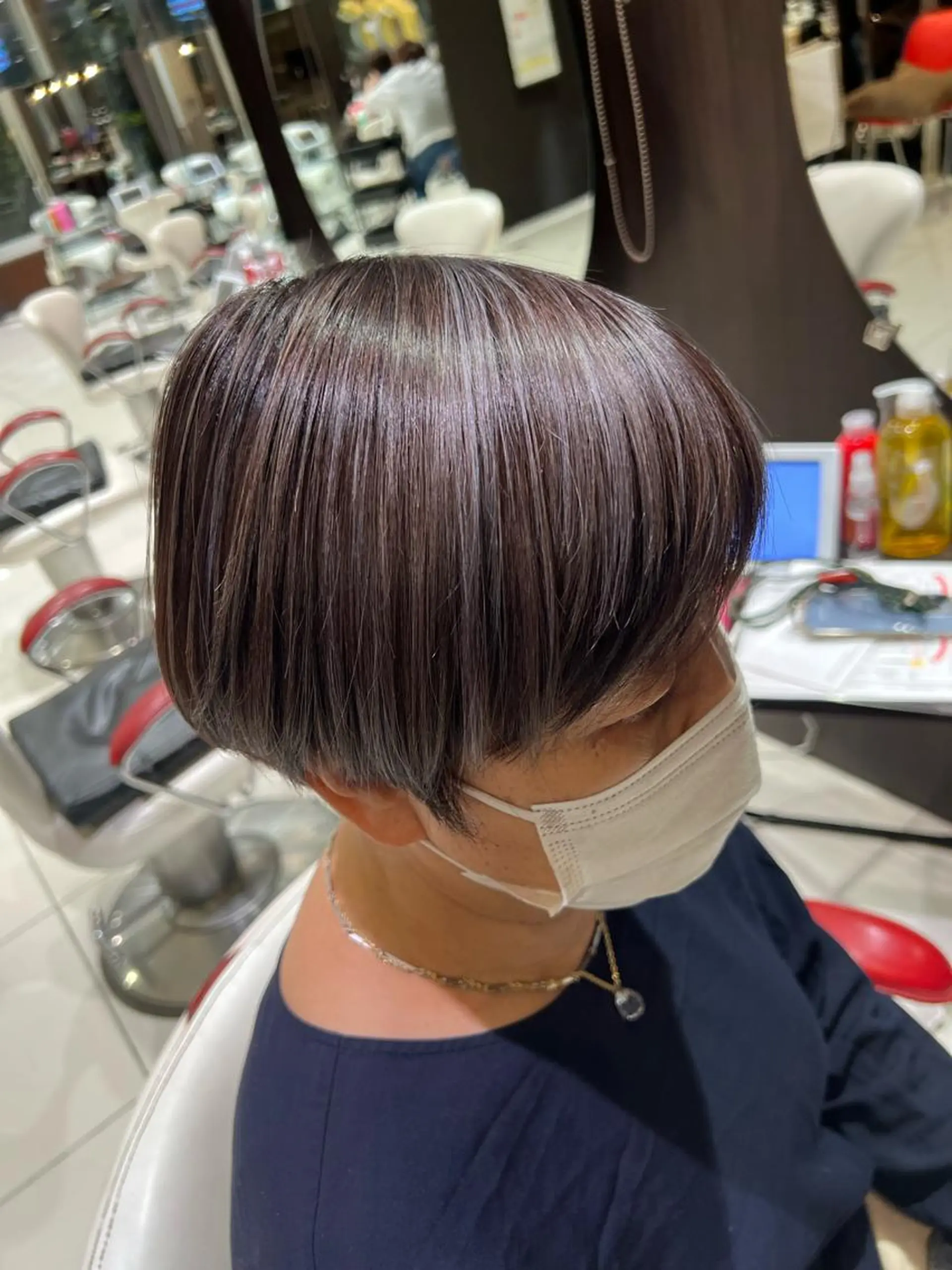 ショート ハイライト ヘアカラー トリートメント 下條 真のヘアスタイル