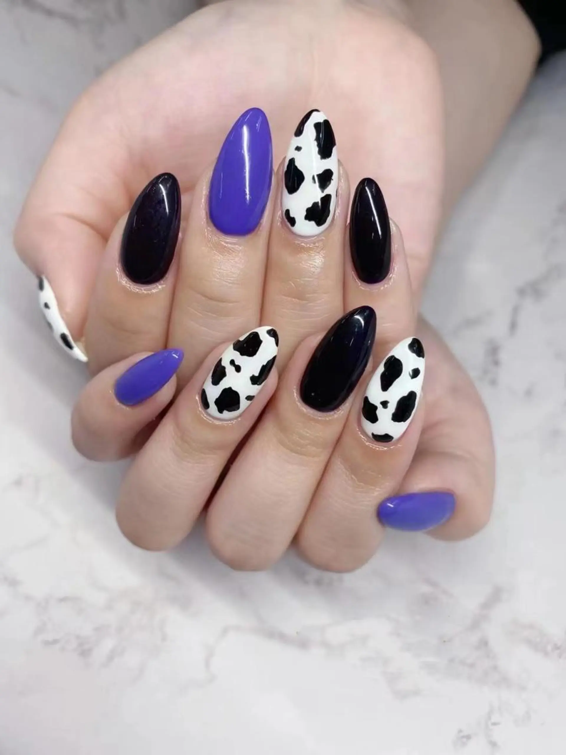 ネイル ハンドネイル Queens ciciのネイルデザイン