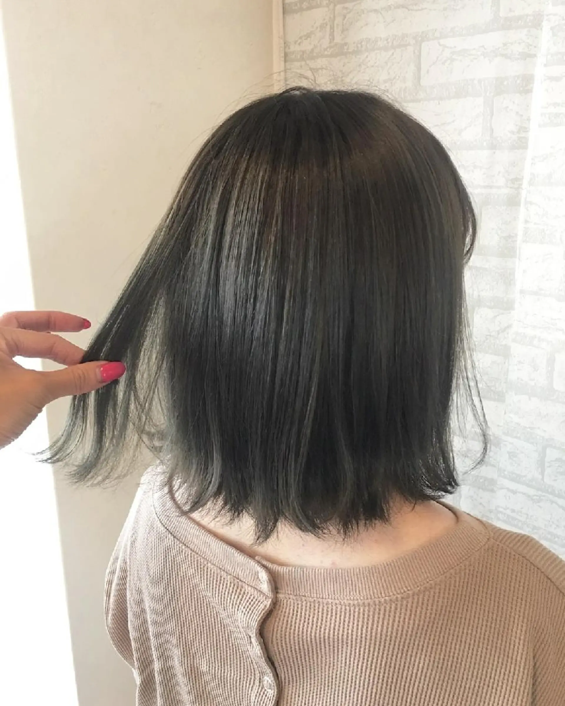 セミロング カラー グレージュ ヘアカラー トリートメント RU RIのヘアスタイル