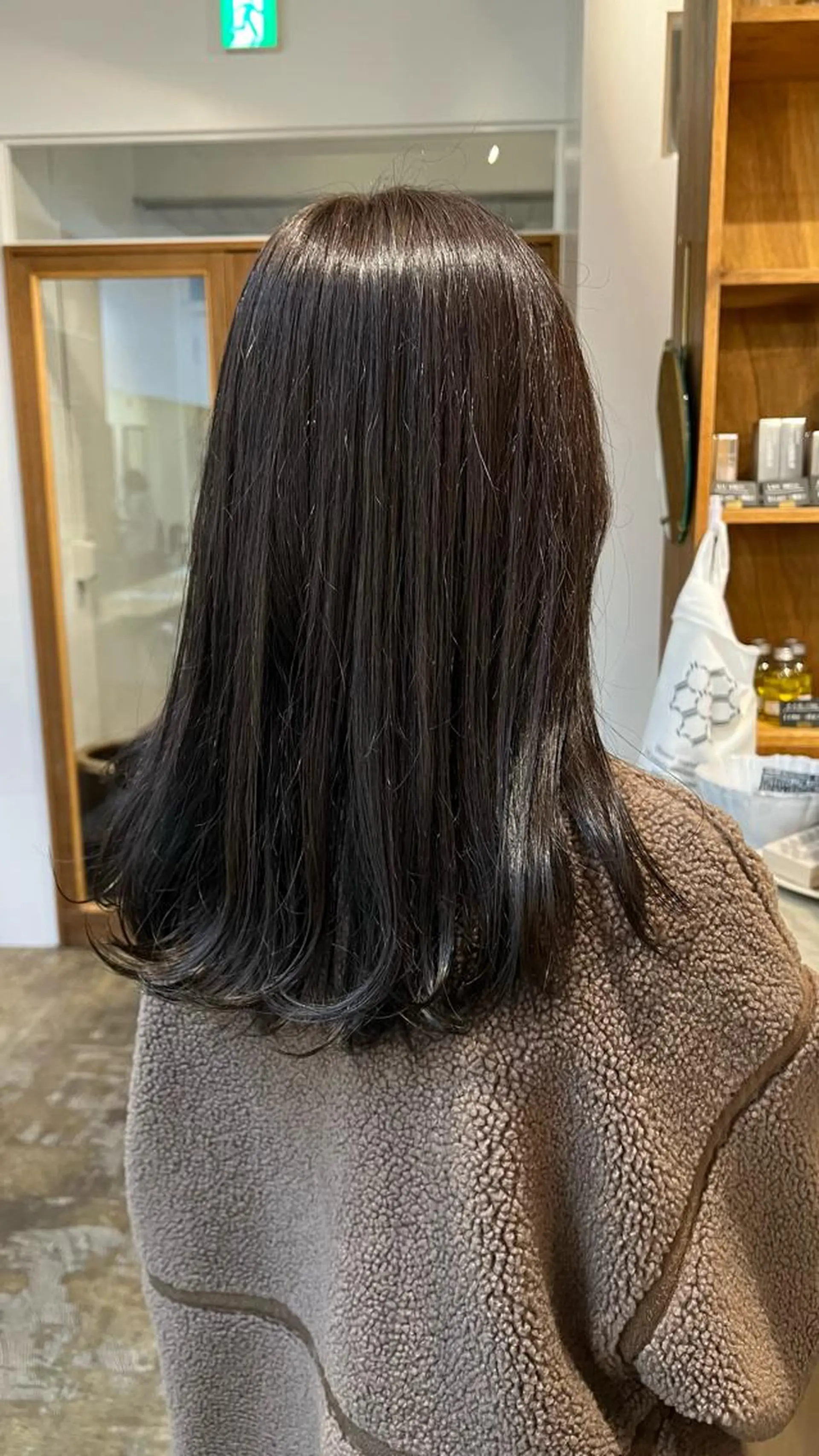 セミロング 鈴木 三保のヘアスタイル