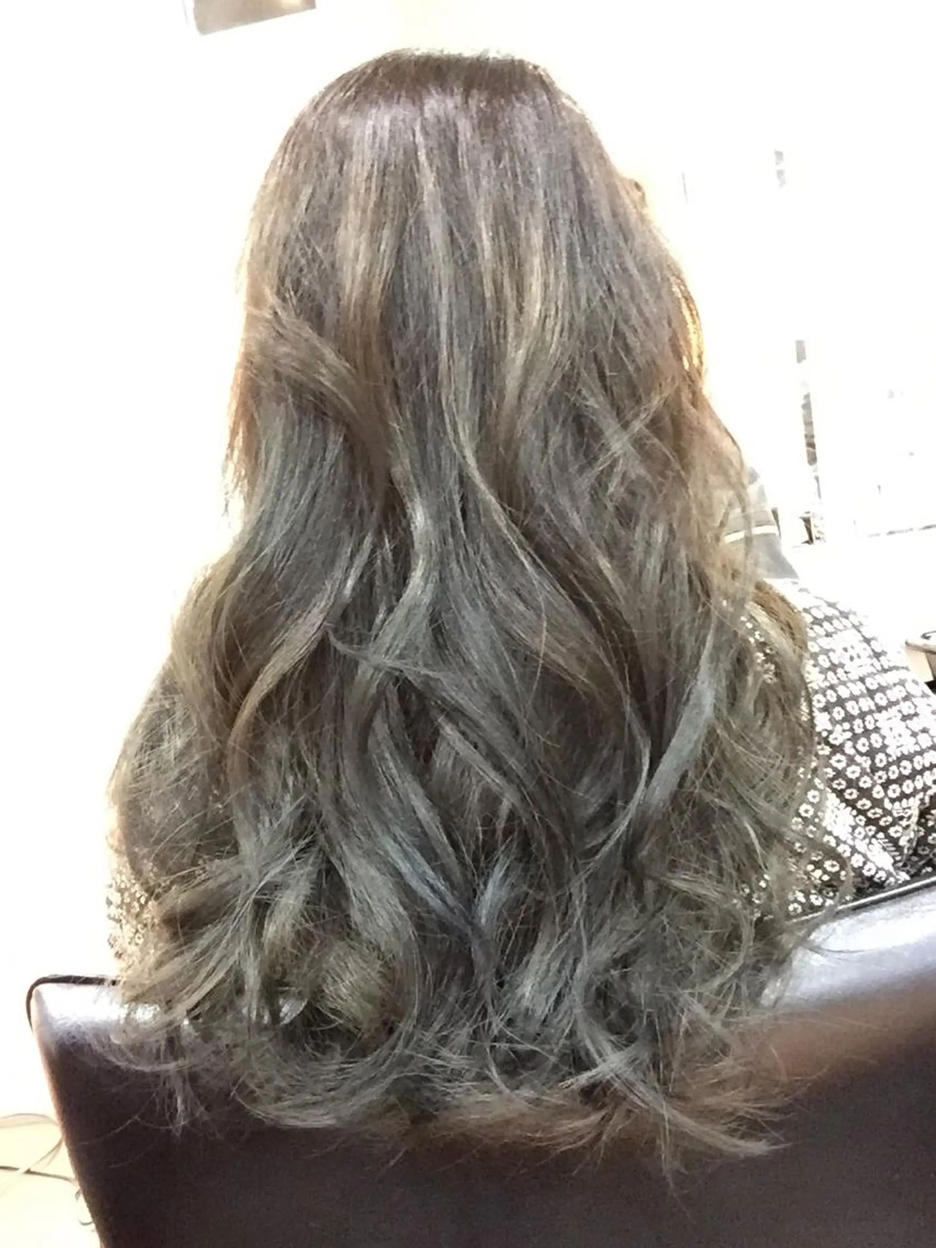 ロング 関口 友行のヘアスタイル