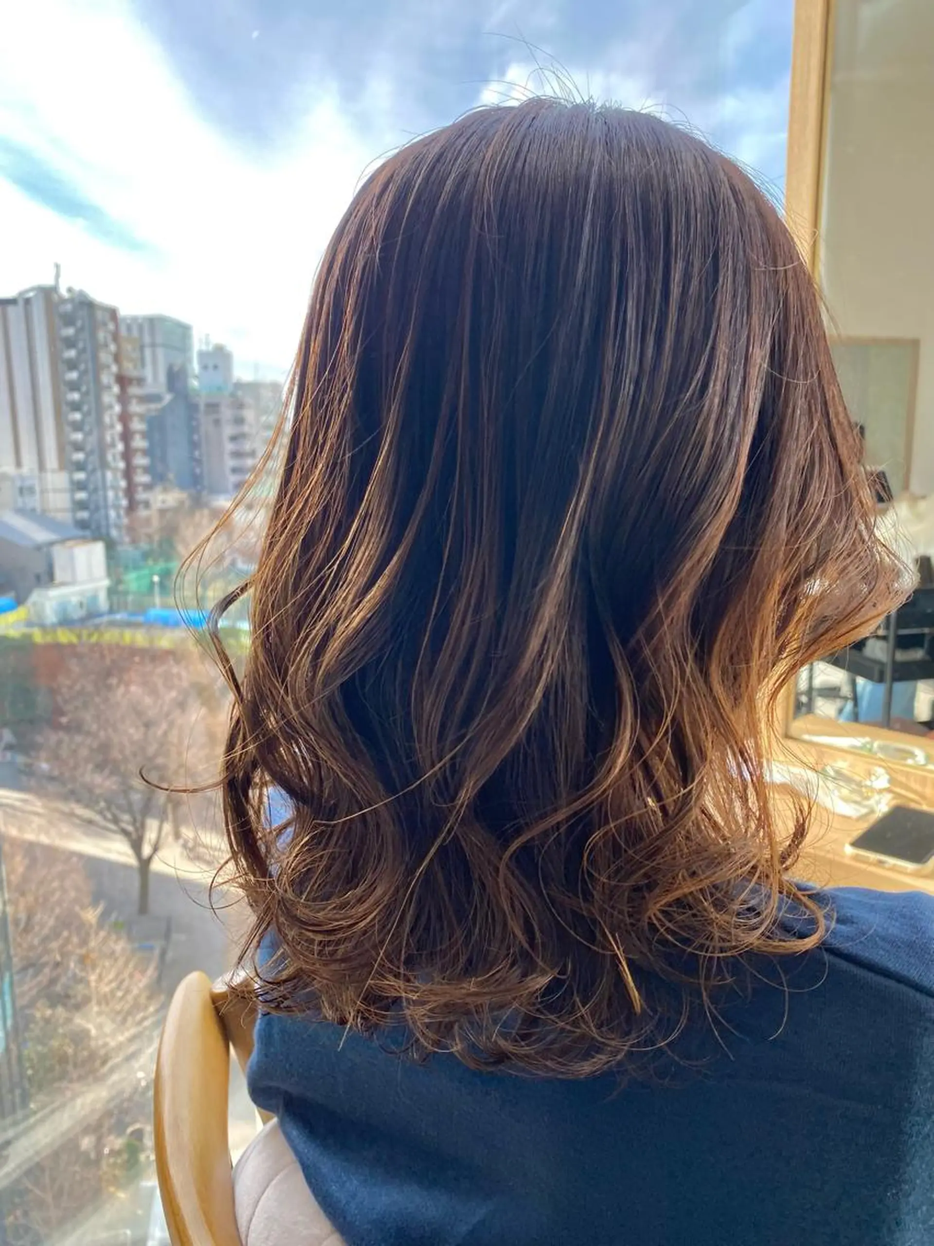 セミロング カラー ヘアカラー トリートメント 似合う髪型が 分からない方へのヘアスタイル