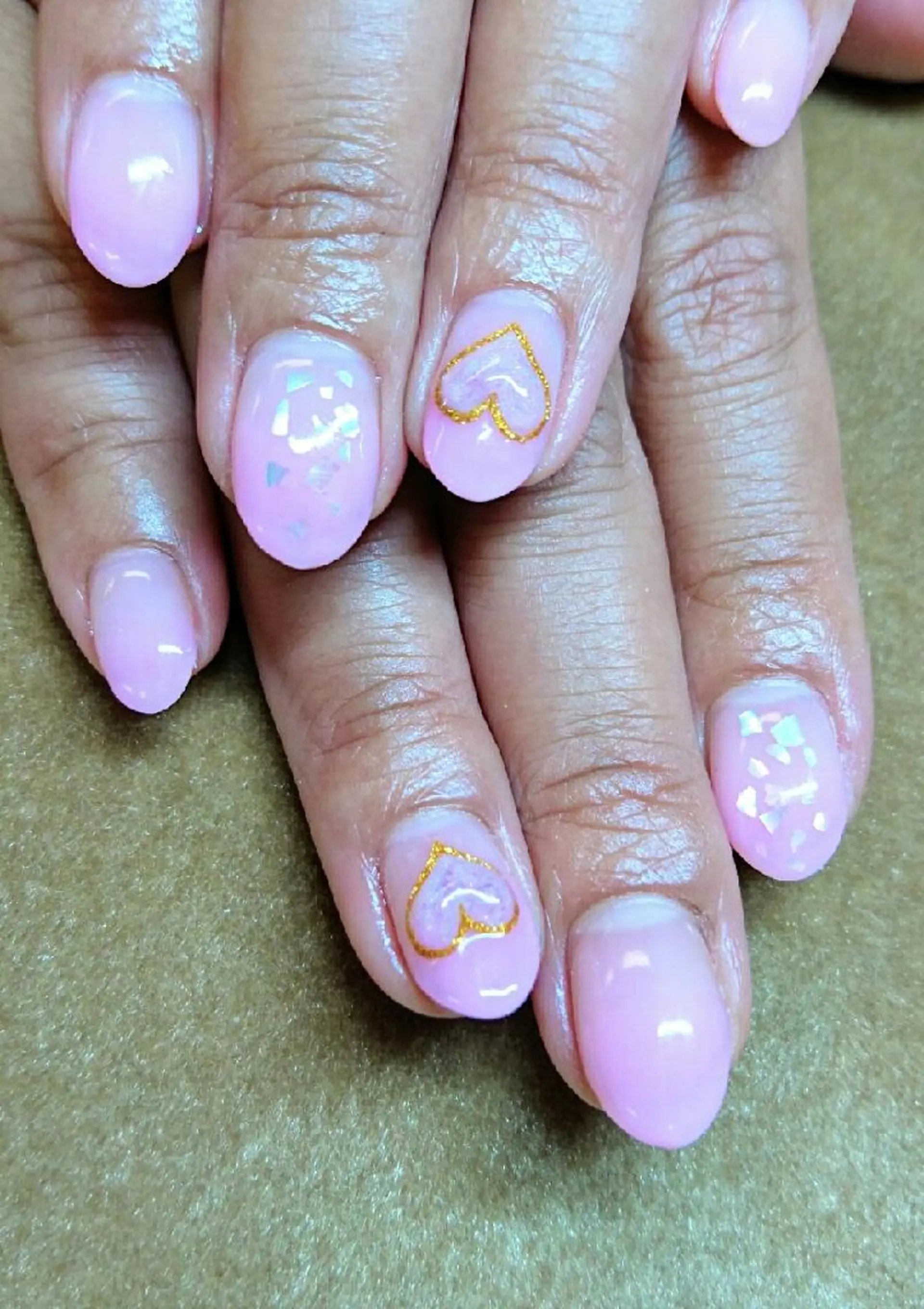 ネイル ハート ぷっくりネイル 三上 恵美のマツエク・マツパデザイン