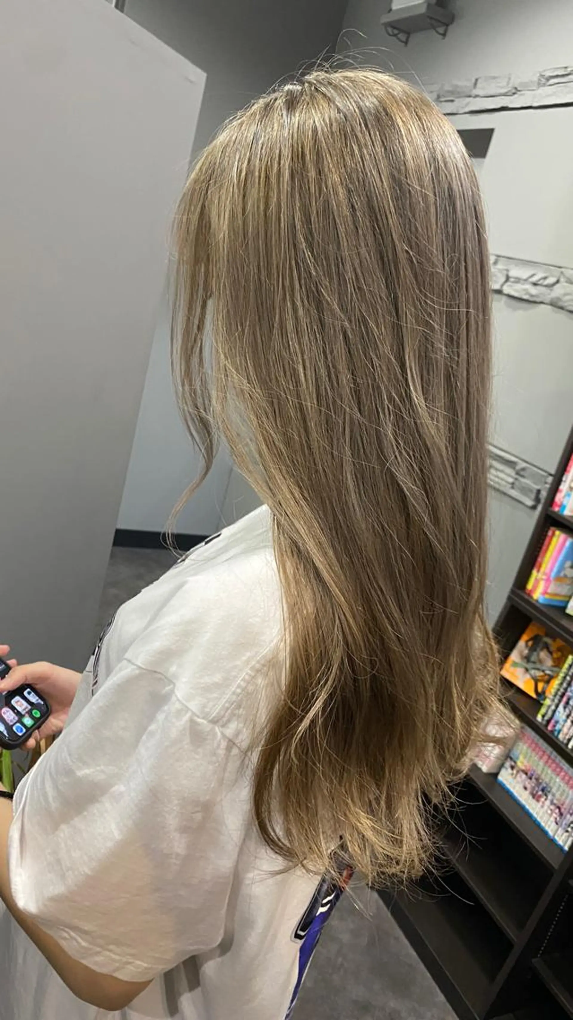 ロング ヘアカラー トリートメント 平田 広大のヘアスタイル