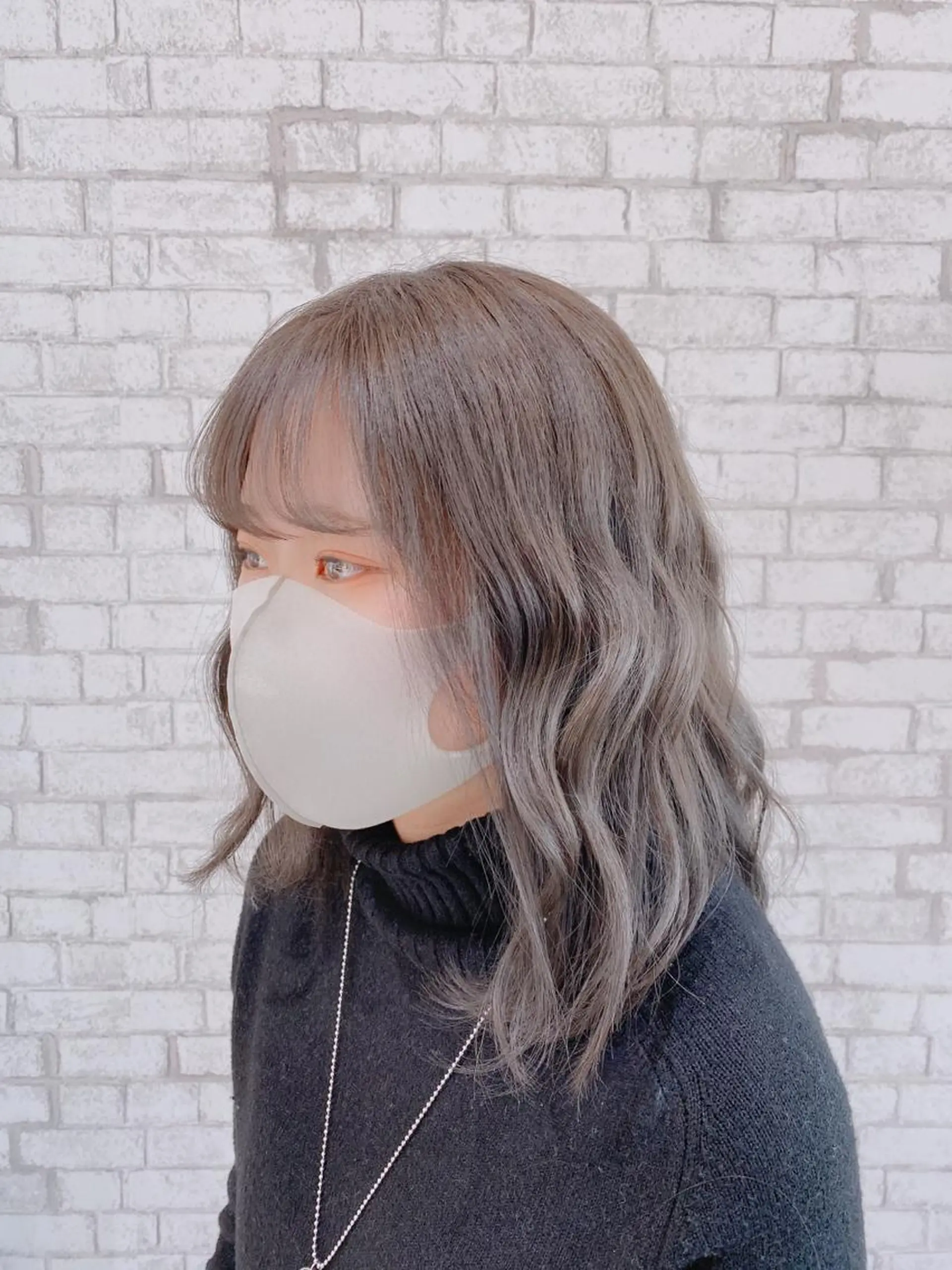 セミロング カラー ヘアアレンジ ブリーチなし艶カラー 東家のヘアスタイル