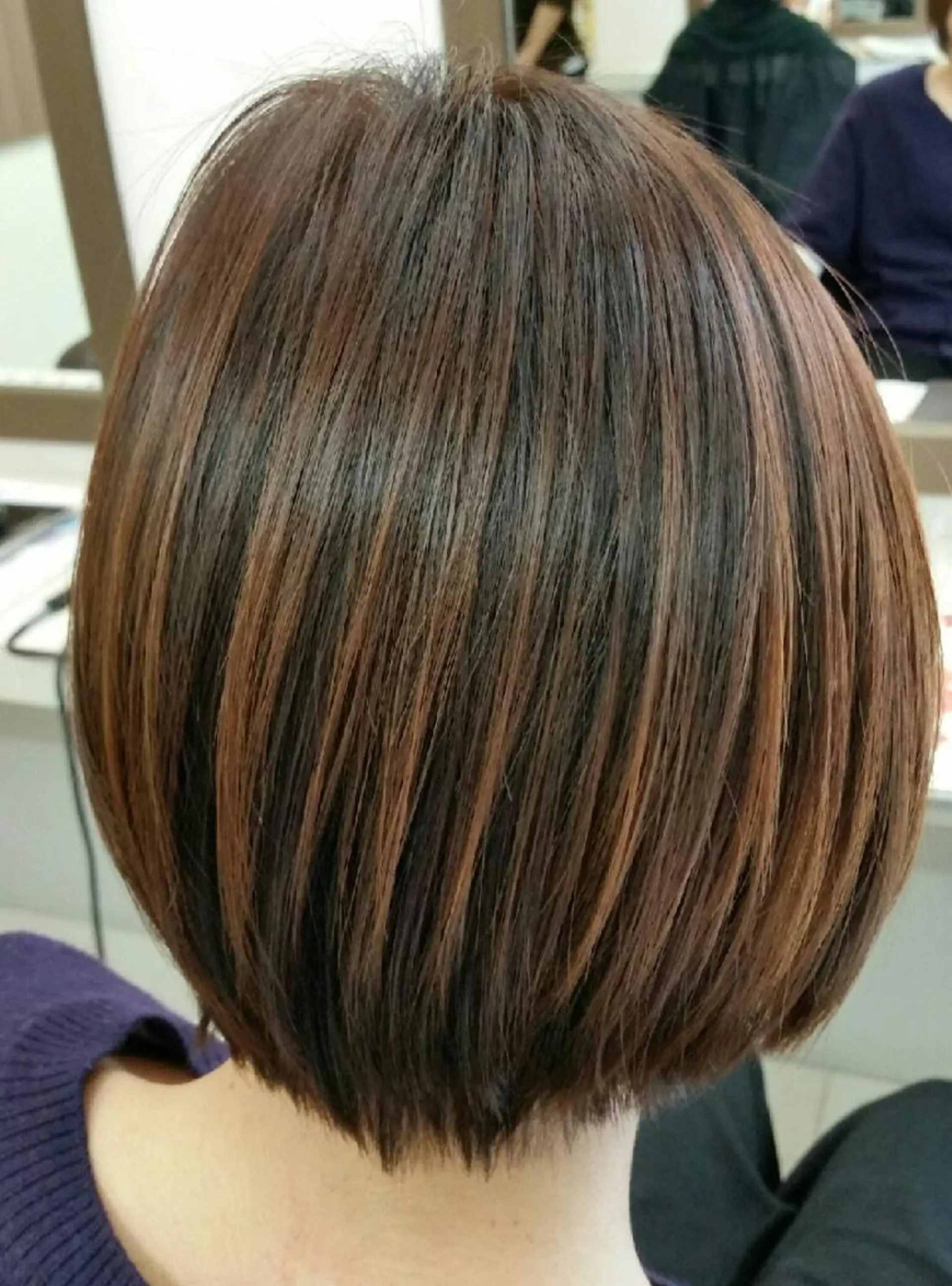 ショート 前下がりボブ ボブ カット ヘッドスパ 山中 誠一朗のヘアスタイル