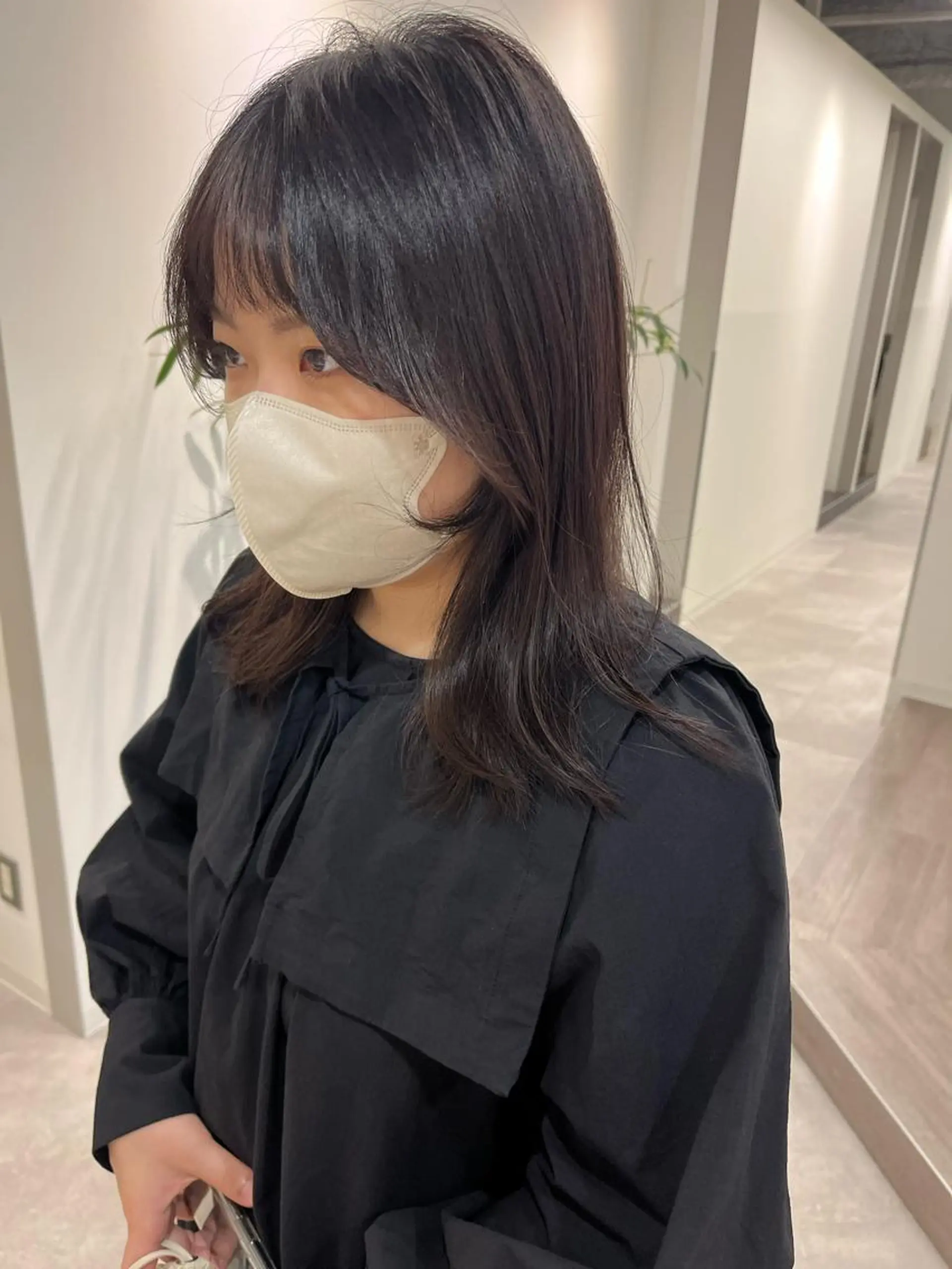 ミディアム カラー ヘアアレンジ 🫧umu.🫧韓国 /レイヤー/ハッシュのヘアスタイル