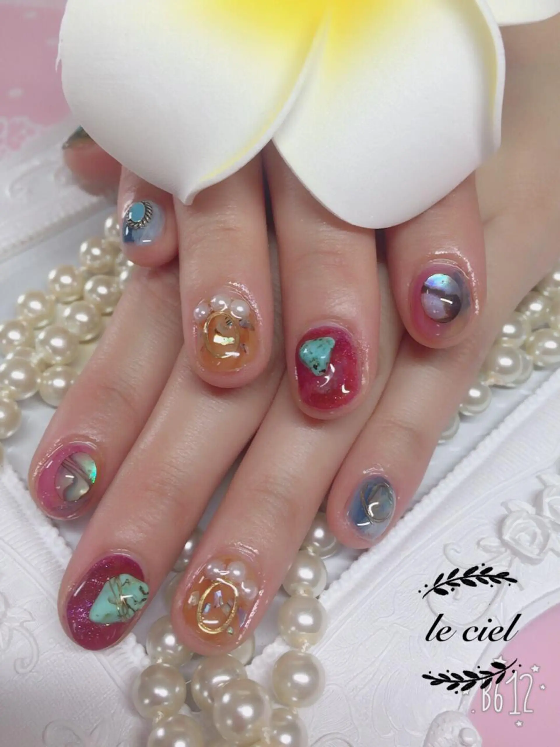 ネイル ニュアンスネイル Naka Rieのネイルデザイン