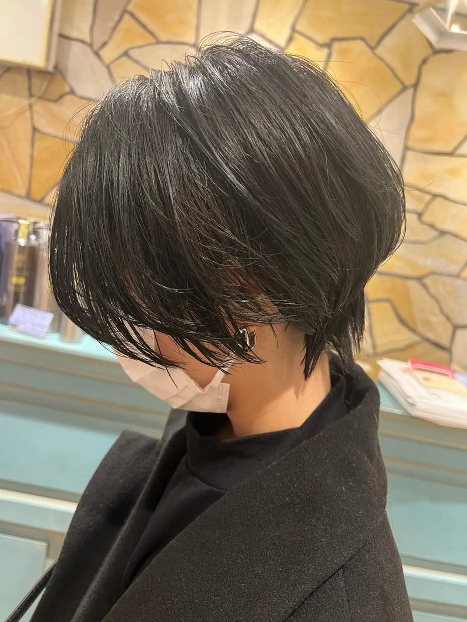 ショート カラー レイヤー×髪質改善 マネージャー安藤光司のヘアスタイル