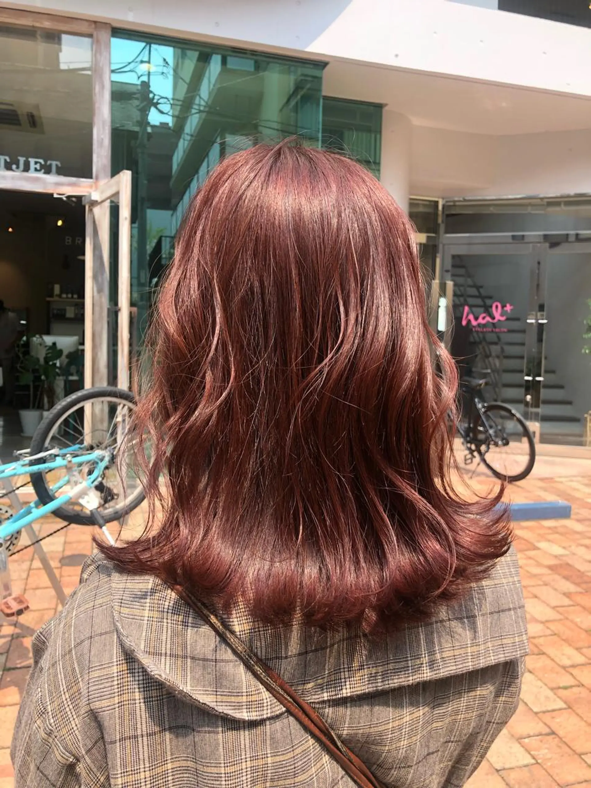 セミロング カラー ヘアアレンジ BRUNTJET所属・MAEDA MADOKAのヘアスタイル