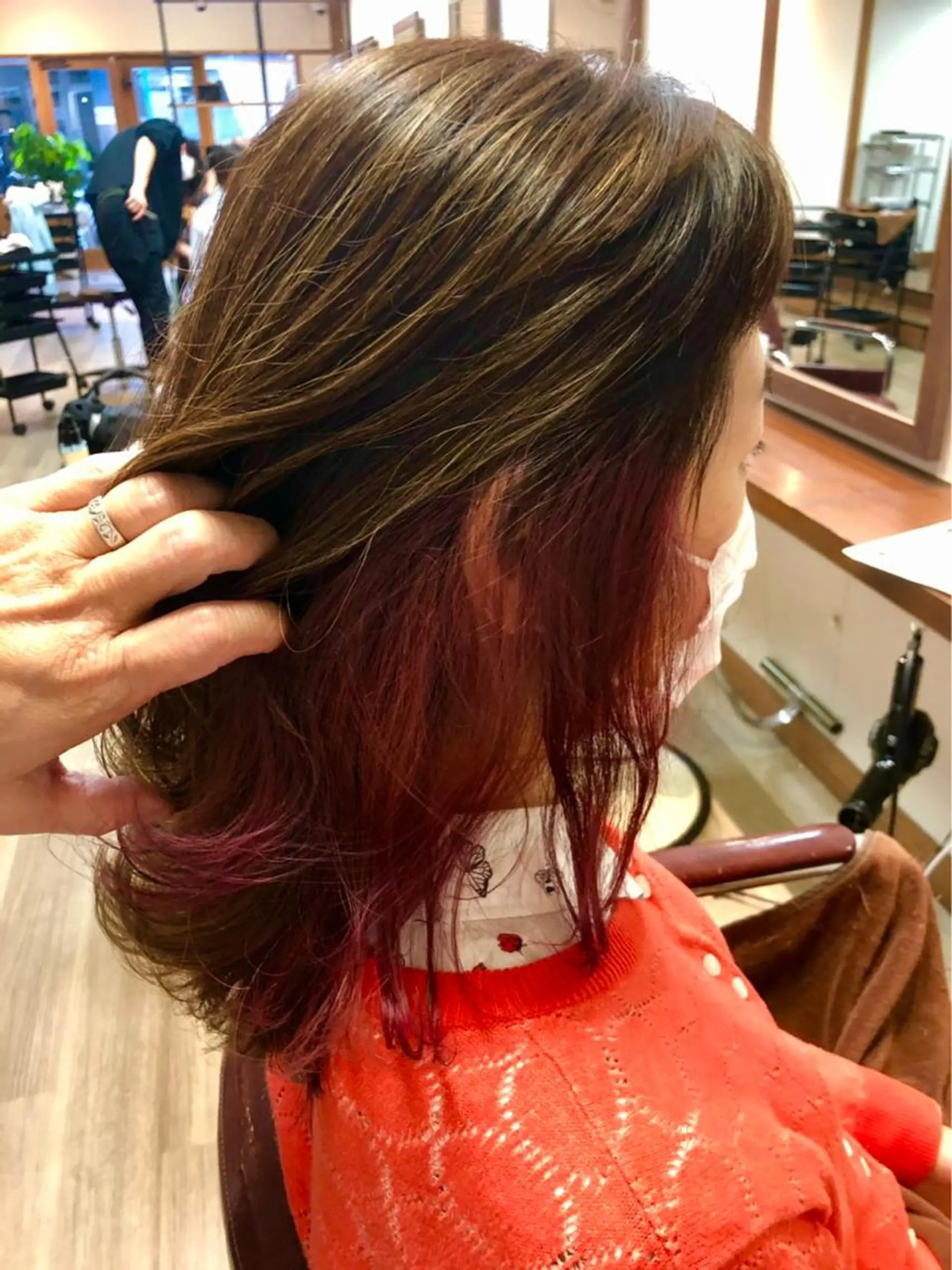 セミロング chill out 南塚口本店のヘアスタイル