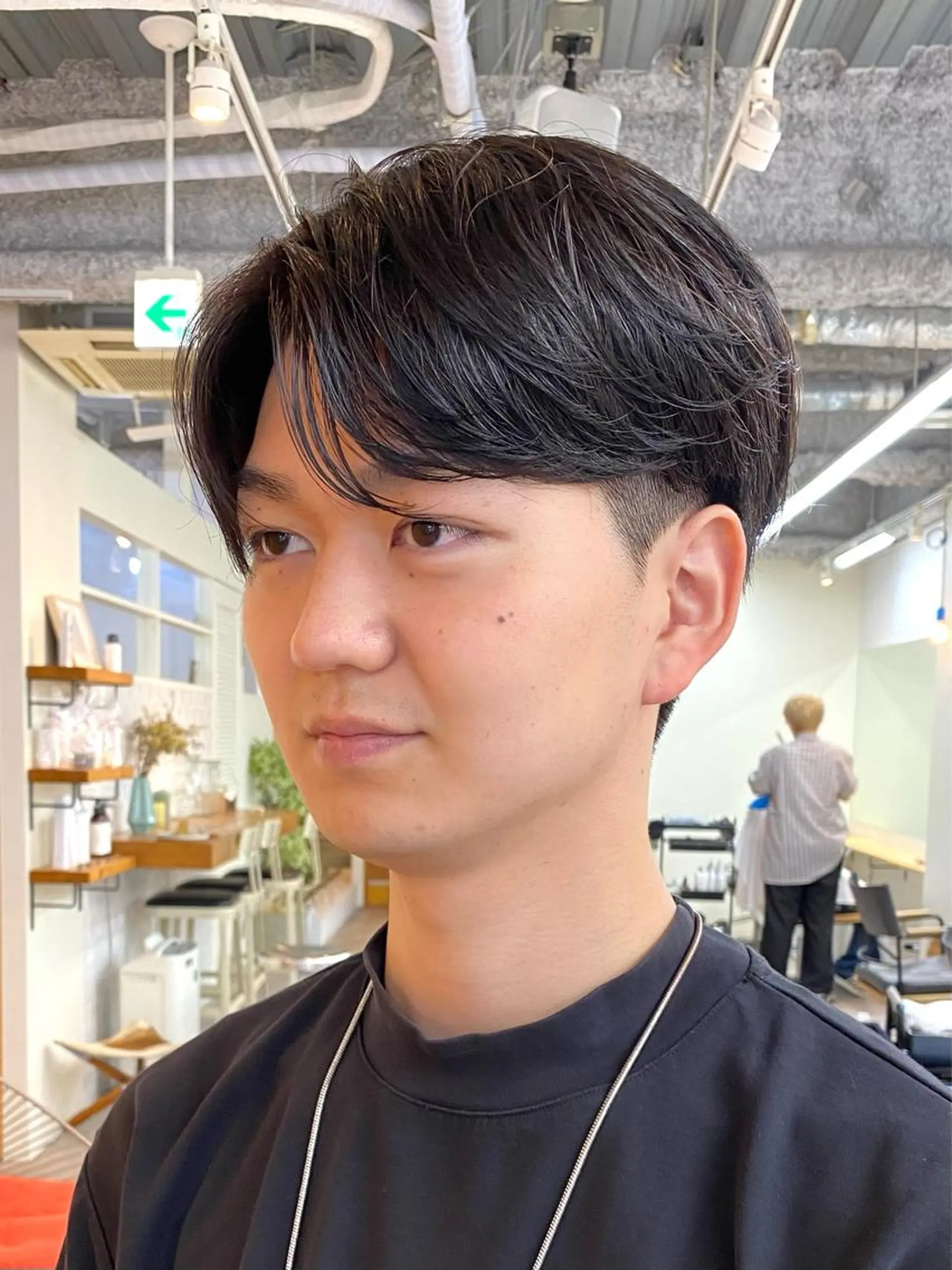 ショート パーマ メンズ カルマパーマ メンズパーマ ニュアンスパーマ JINKIメンズ特化 メンズカットパーマのヘアスタイル