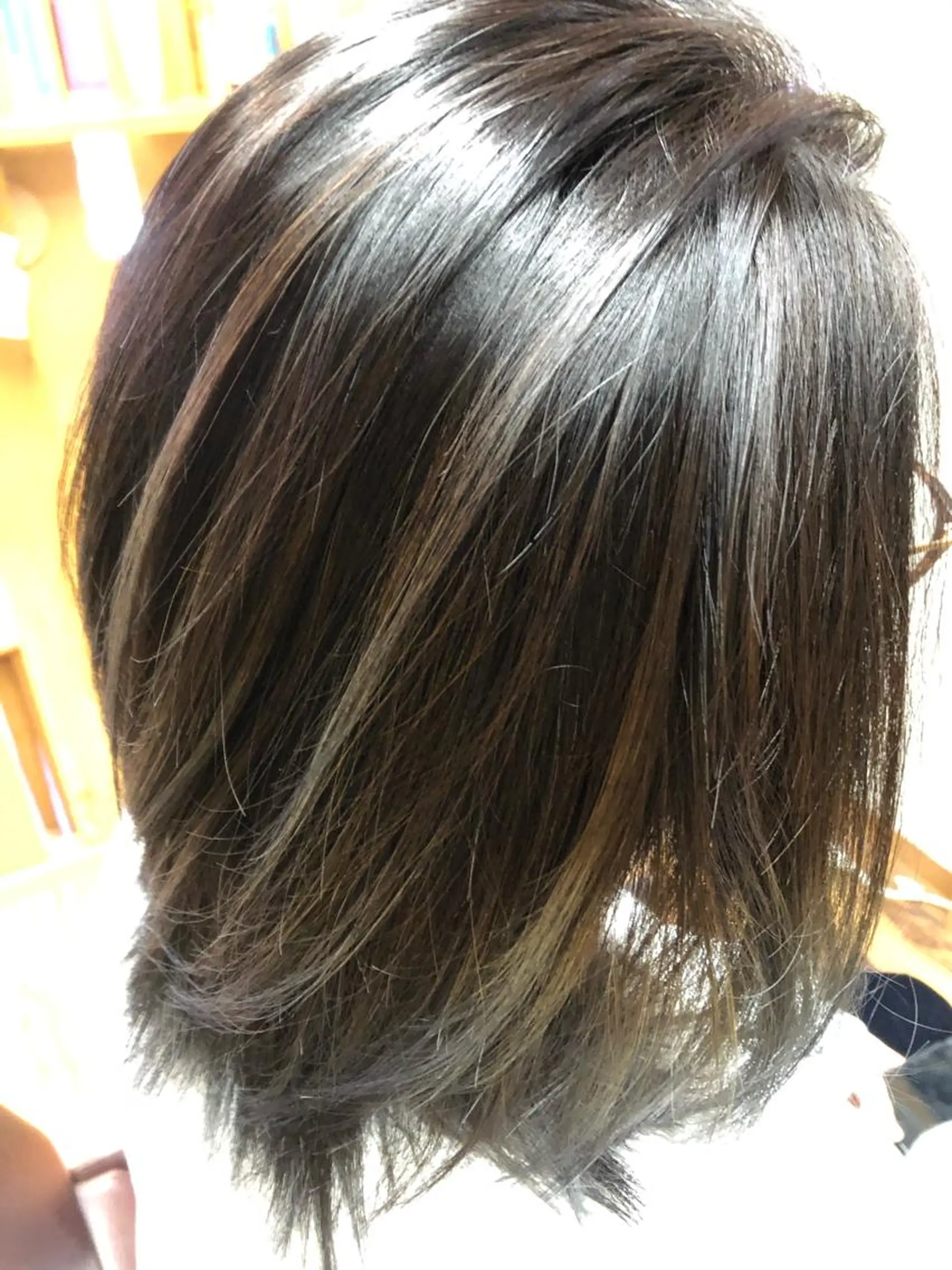 ミディアム カラー アッシュ ハイライトカラー ハイライト 後藤 健史のヘアスタイル