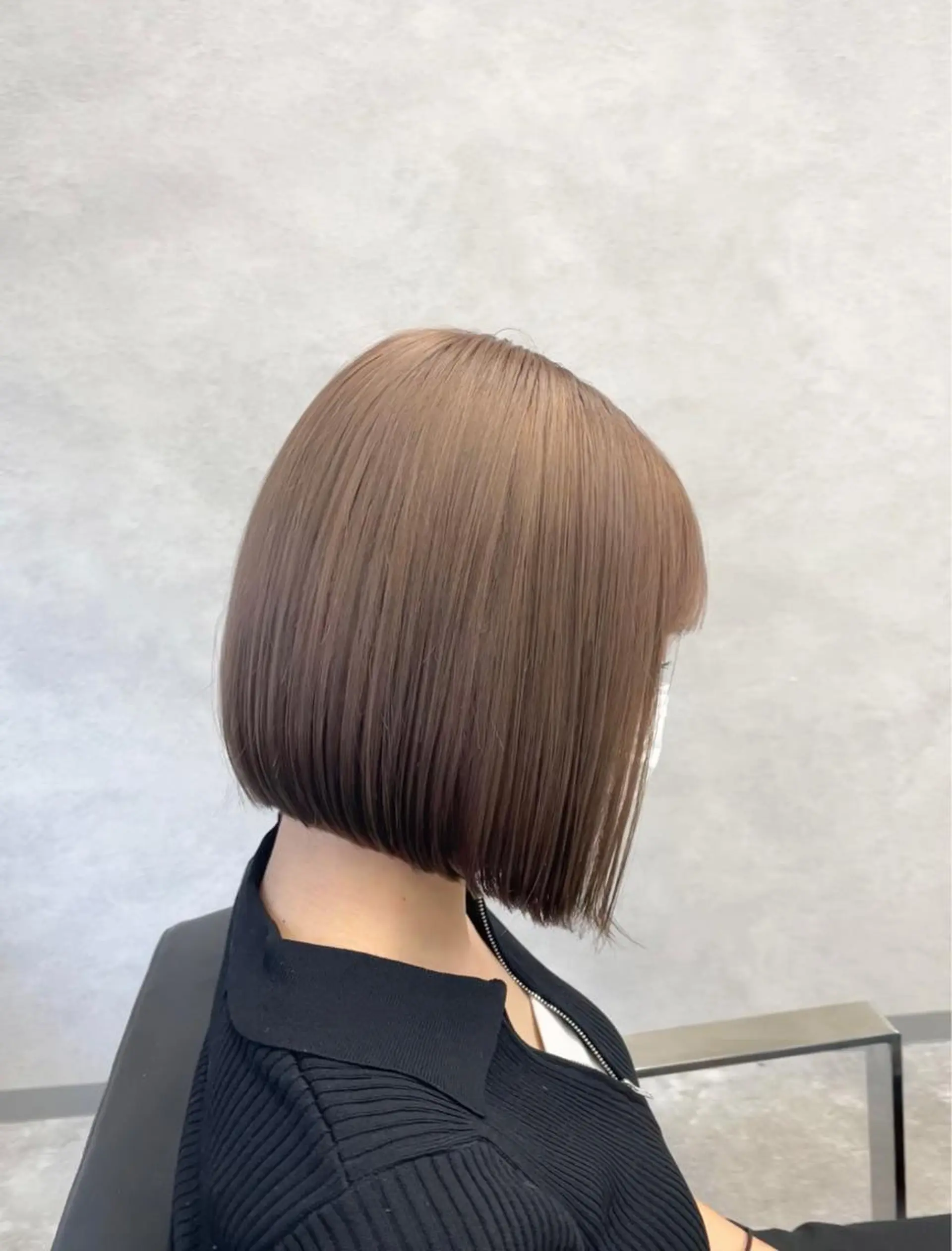 ショート カラー パーマ ヘアアレンジ メンズ キッズ メンズブリーチ ベージュカラー ブリーチ ボブ 大人スタイル 太田のヘアスタイル