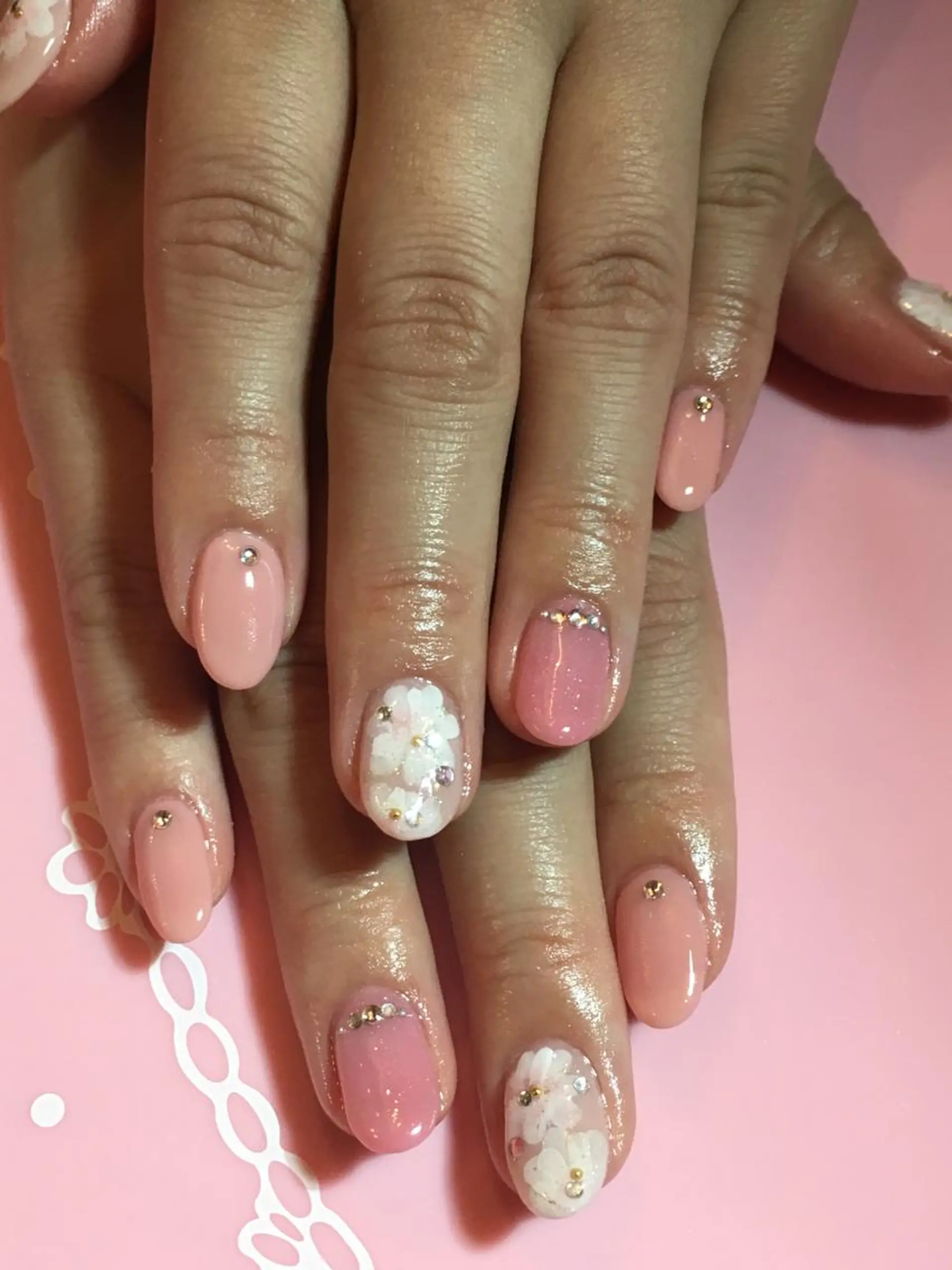 ネイル 古川 里美のネイルデザイン