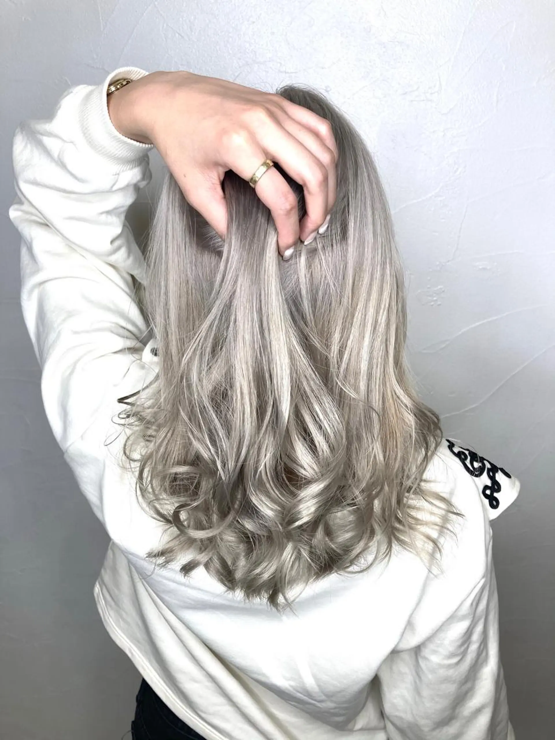 ロング ヘアカラー トリートメント 派手髪支持率No1 Eisukeのヘアスタイル