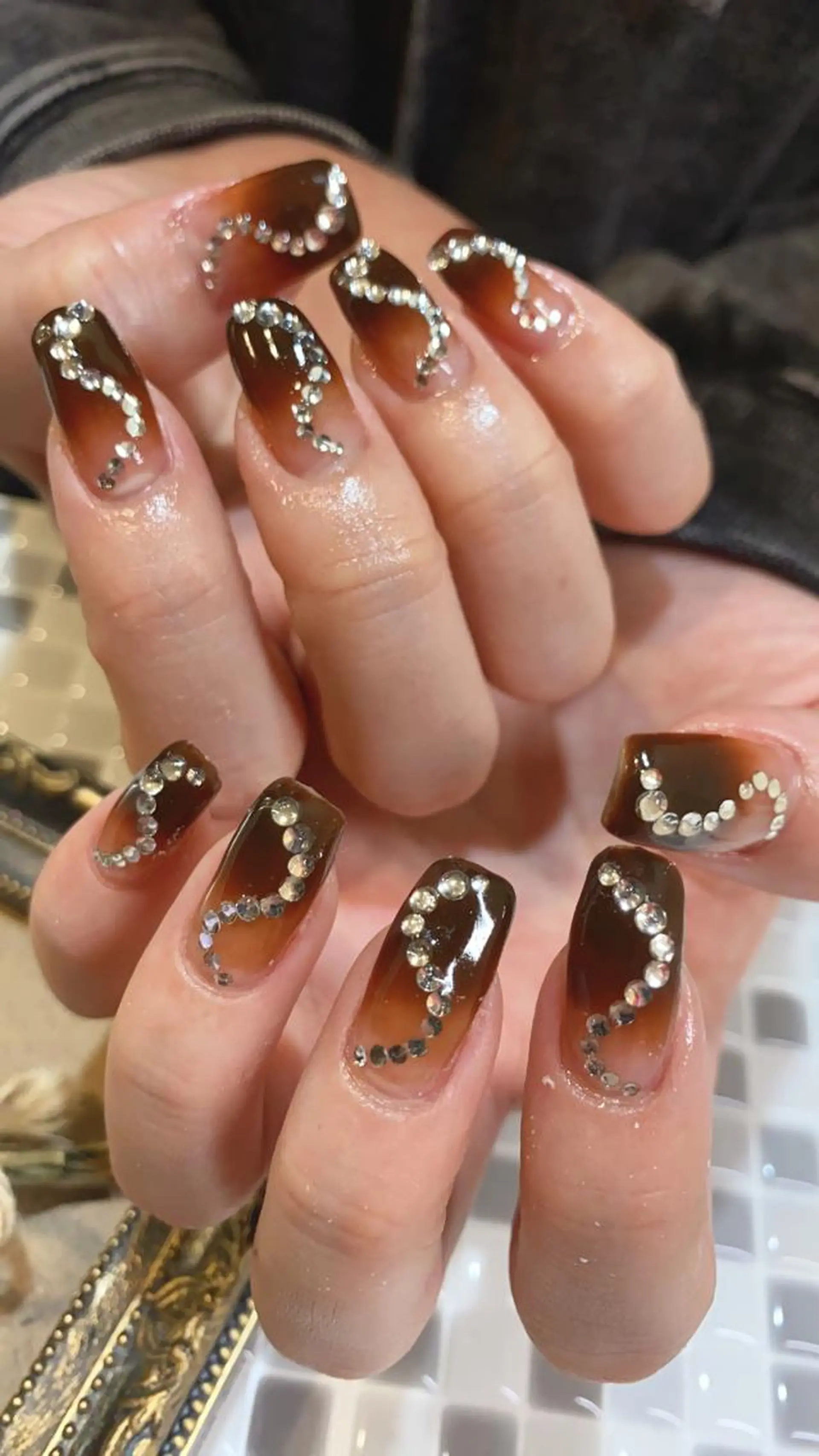 ネイル ブラウン グラデーション nailist yuiのネイルデザイン