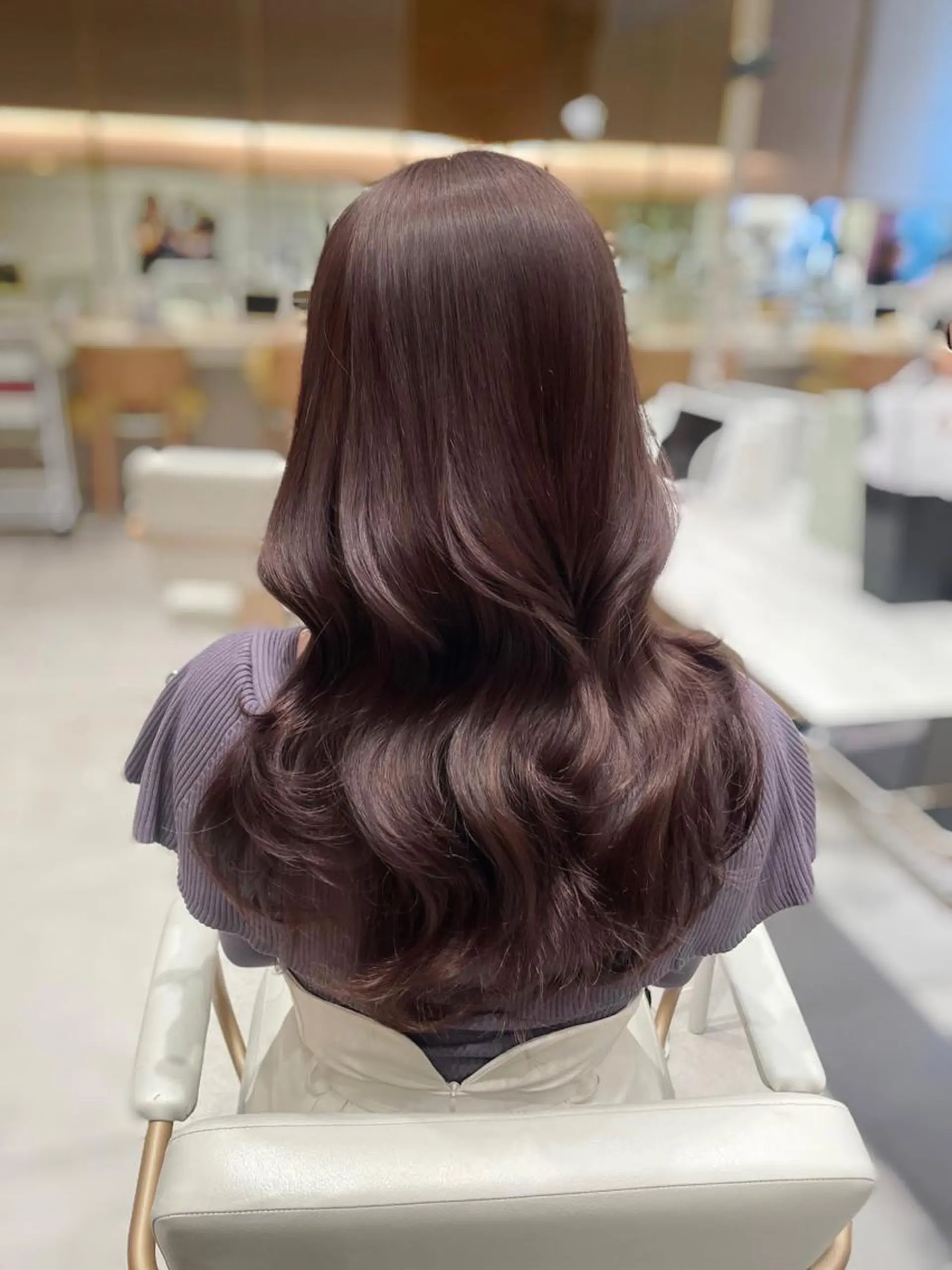 ロング カラー ヘアアレンジ 🤎小顔レイヤー /ベージュ🤎友香のヘアスタイル