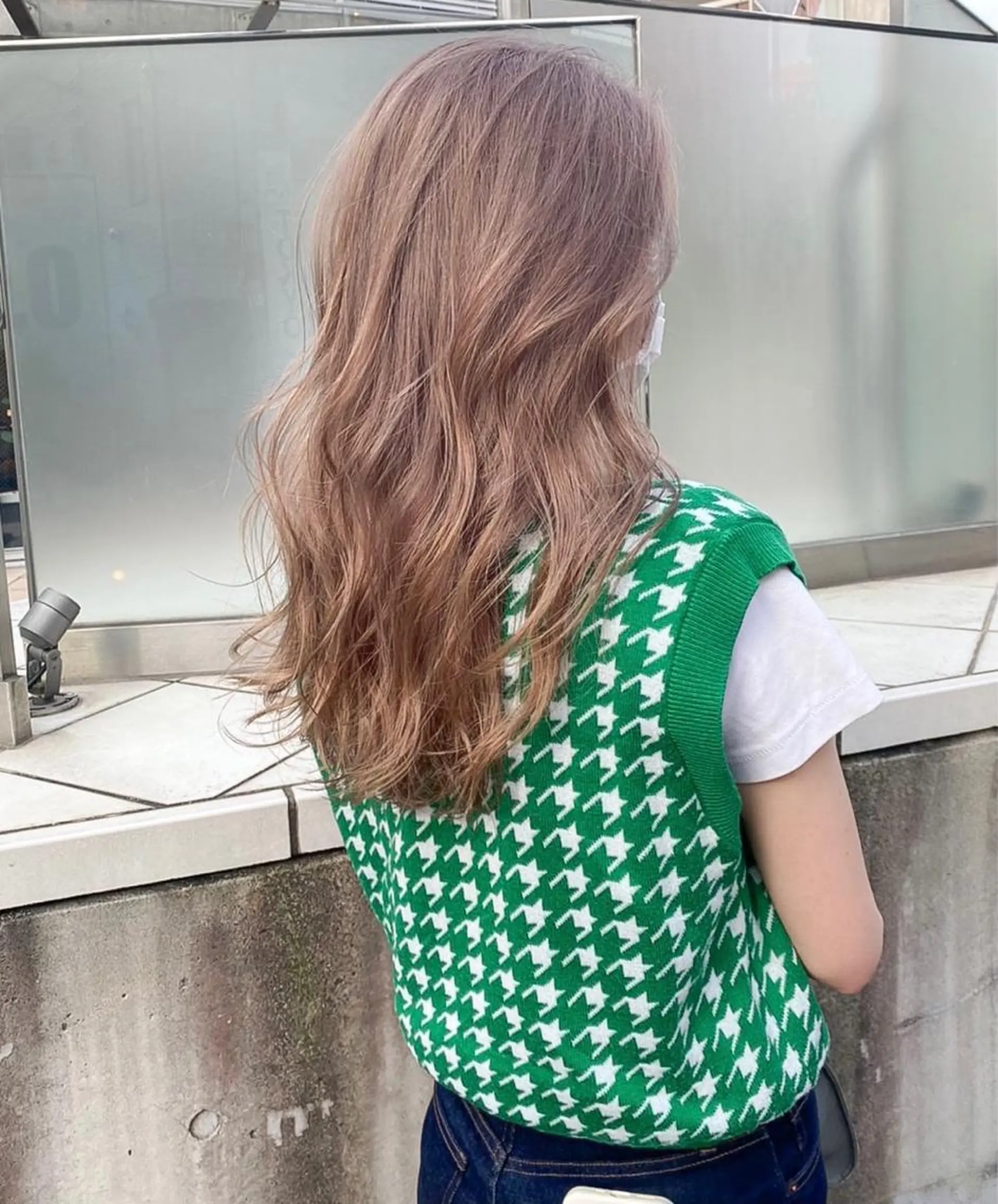 ロング カラー ヘアカラー トリートメント ヘアセット 似合わせベージュ 🍯ayumi🍯のヘアスタイル