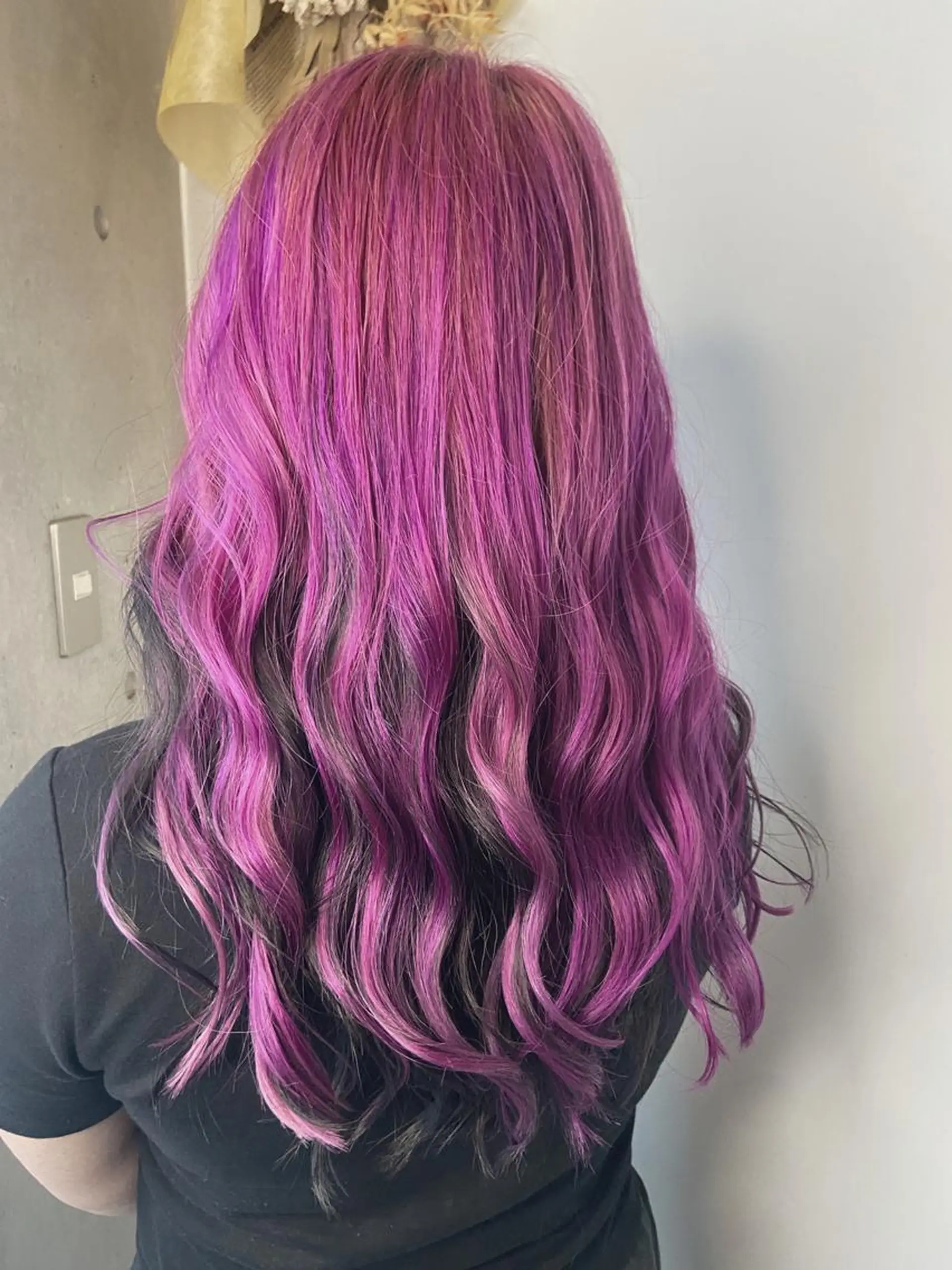 ロング カラー インナーカラー ピンクカラー 後藤 卓哉のヘアスタイル