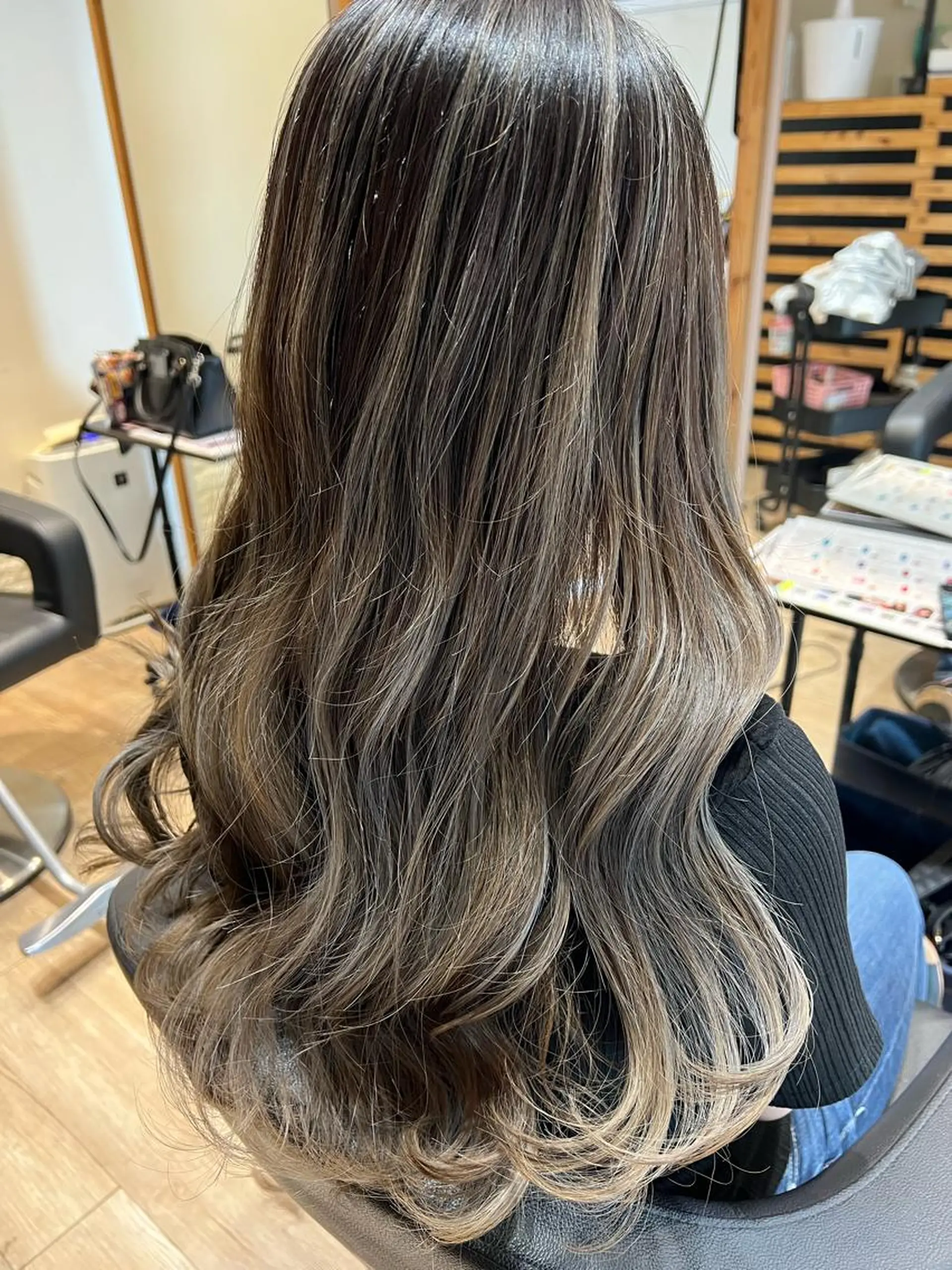 カラー ヘアカラー トリートメント 早川 真幸のヘアスタイル