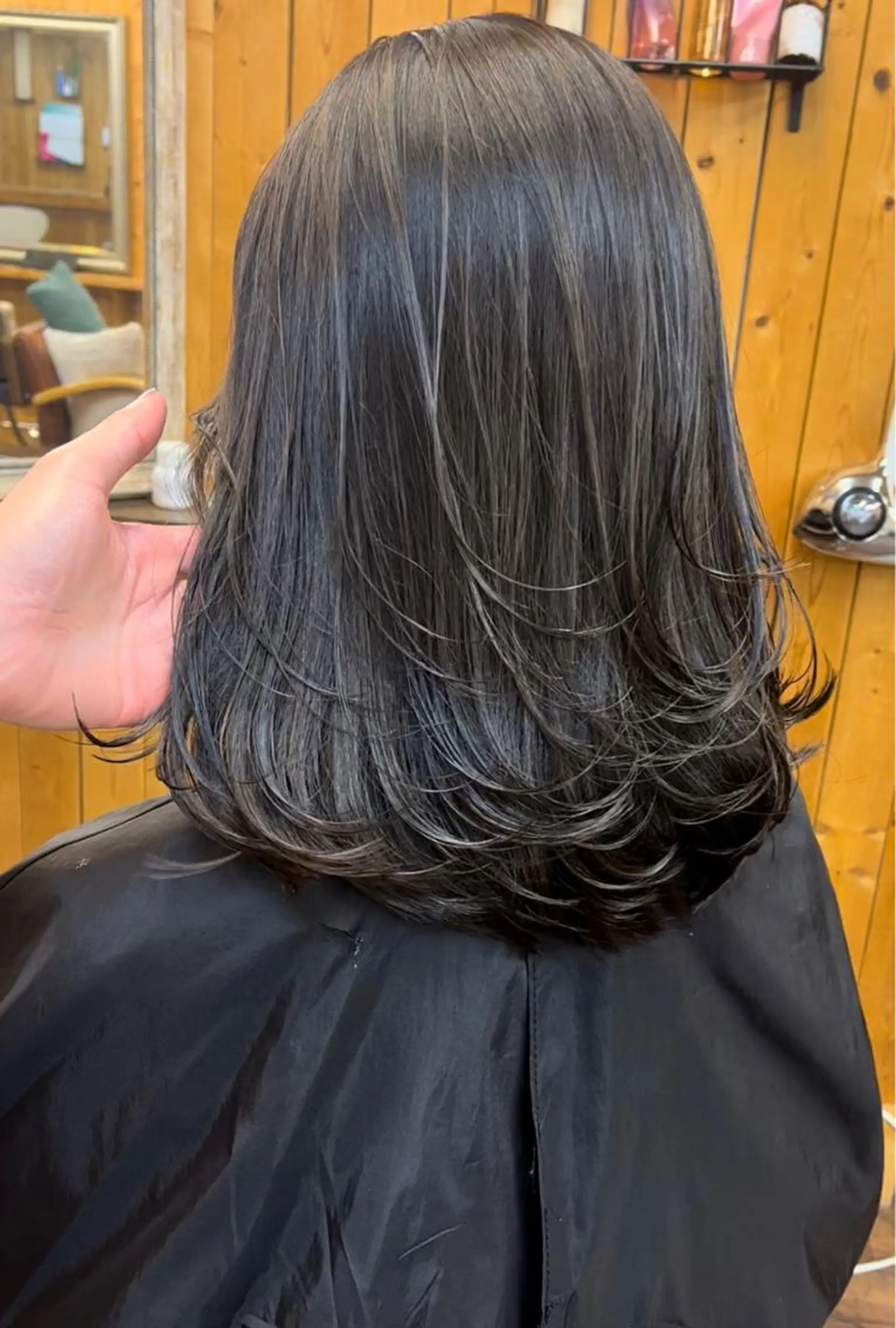 ミディアム カラー カット ヘアカラー トリートメント さいとう つかさのヘアスタイル