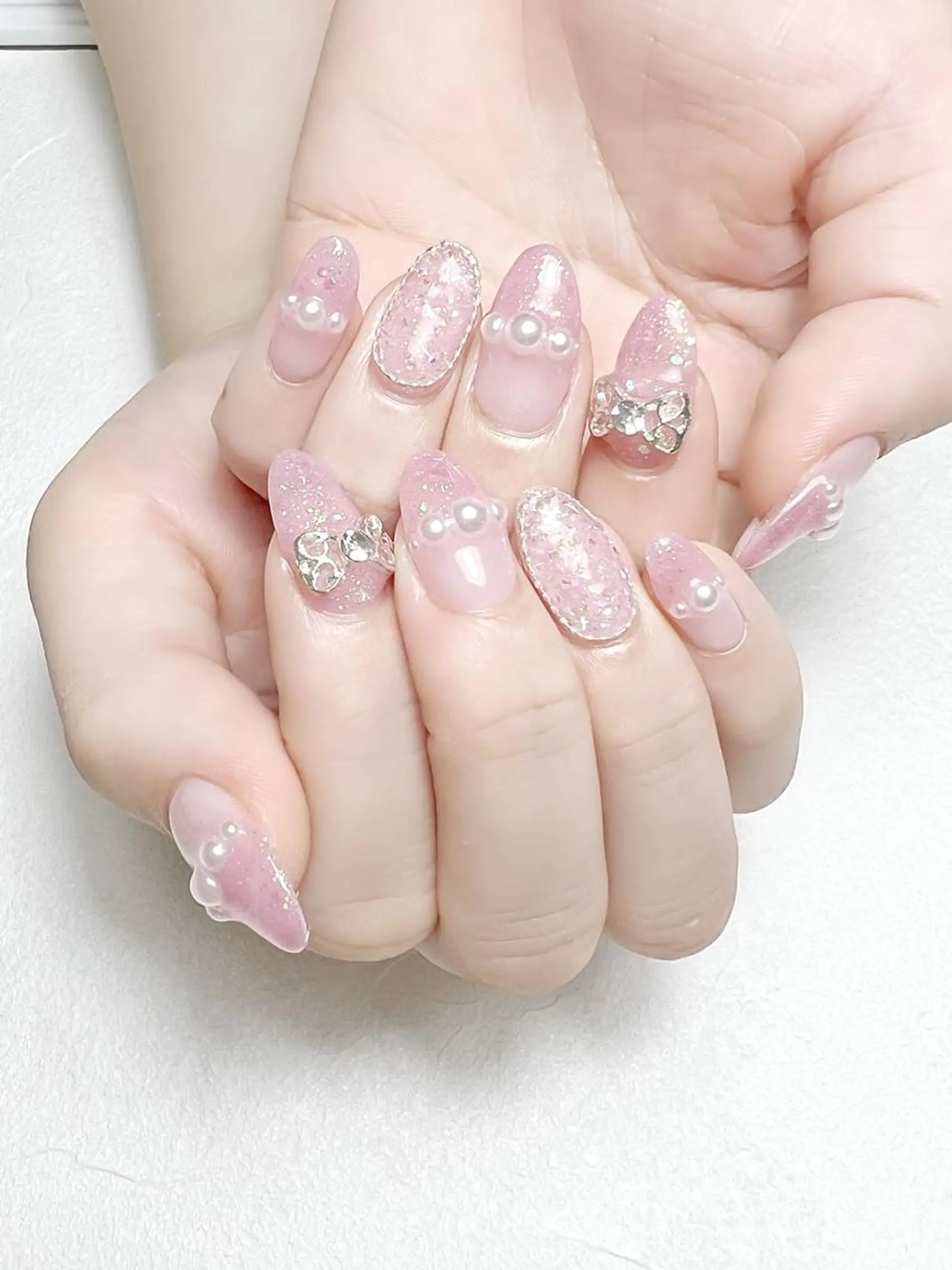 ネイル ラメ(グリッター) リボン ワンホンネイル rouse nail RISATOのネイルデザイン
