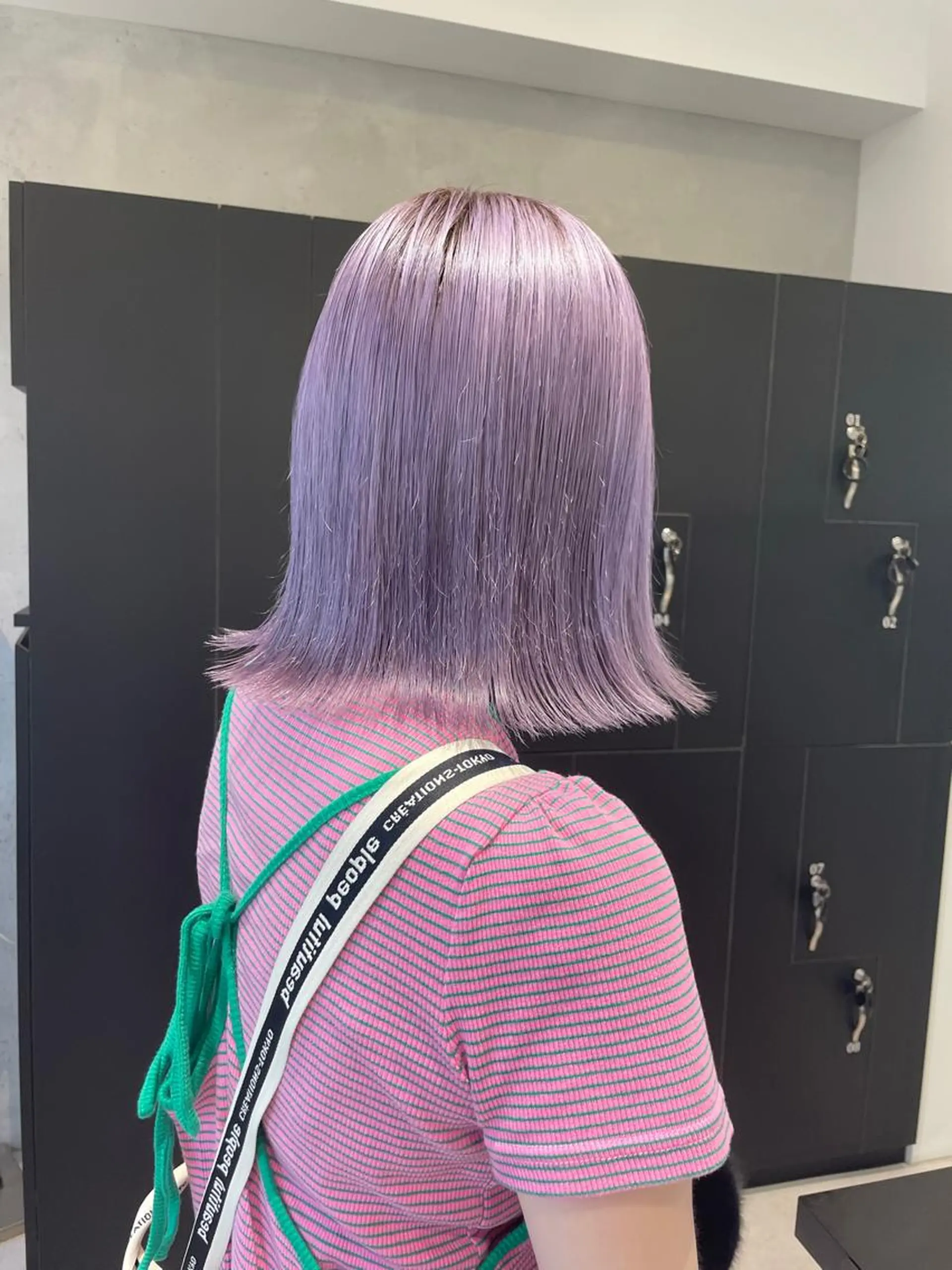 ショート カラー ラベンダーカラー ボブ 外ハネヘア カット ヘアカラー トリートメント ヘアセット メンズ特化 パーマ/オザワのヘアスタイル